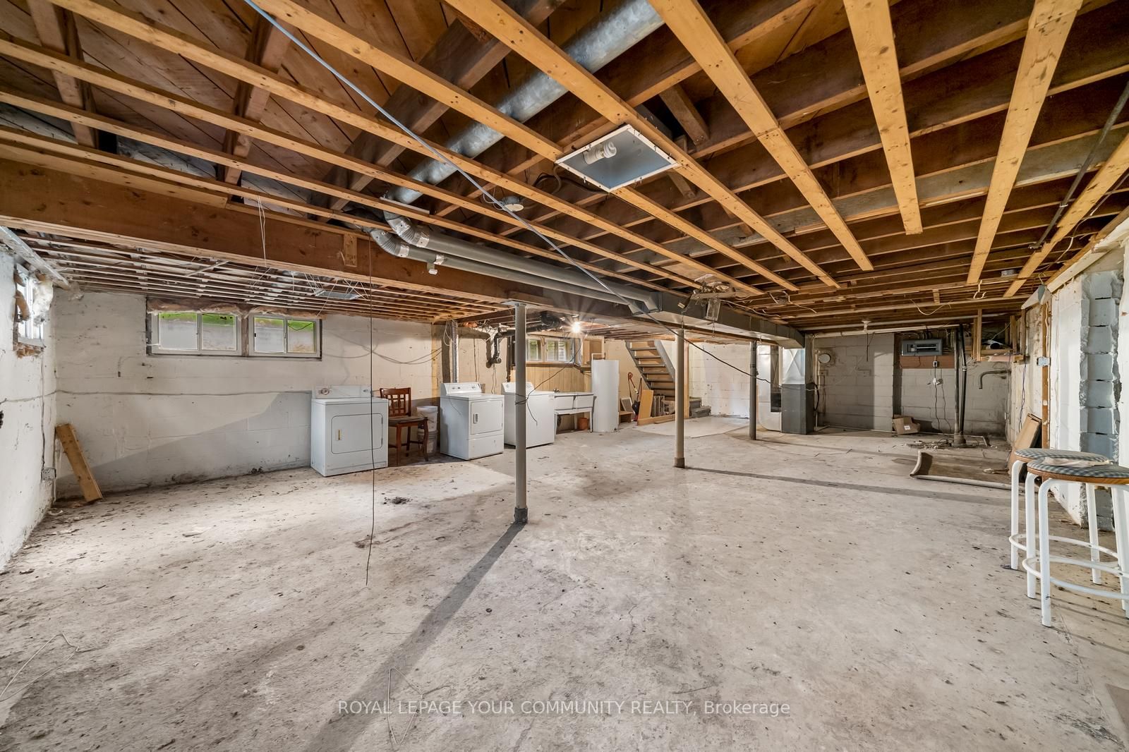 2400 King Rd