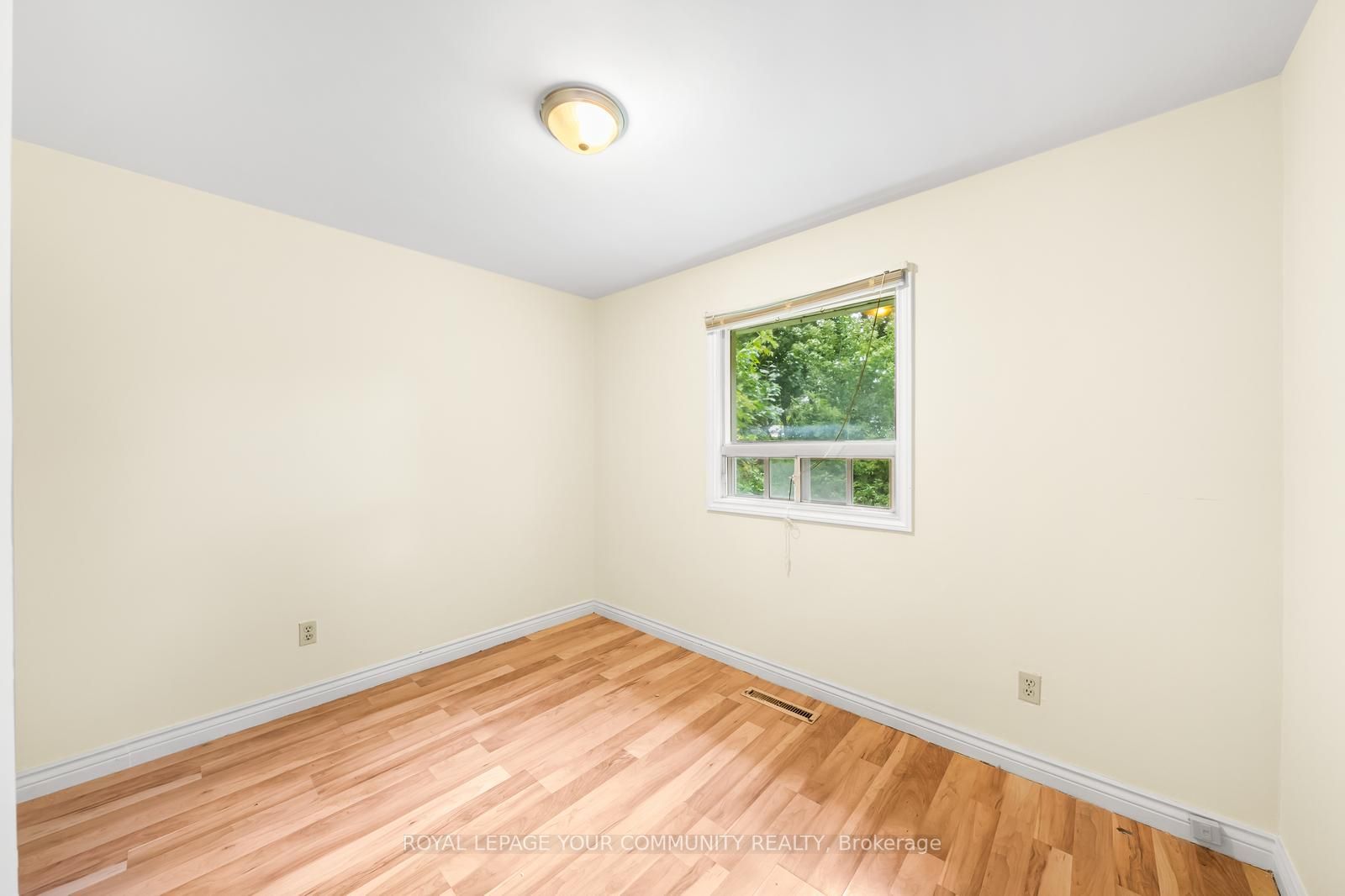 2400 King Rd