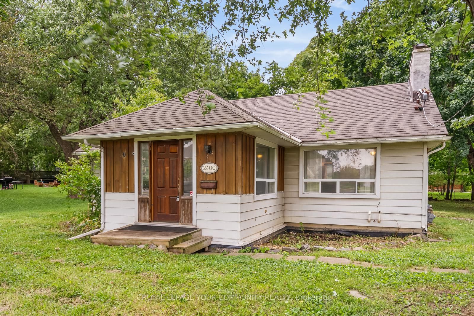 2400 King Rd