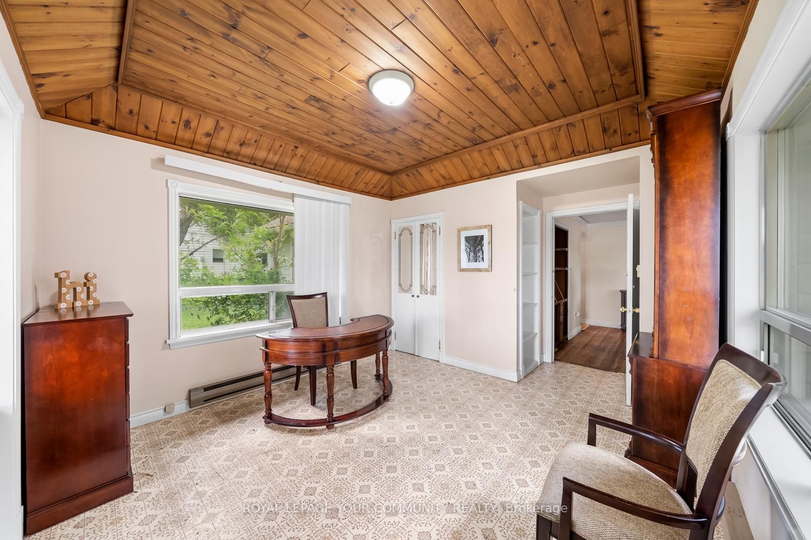 2400 King Rd