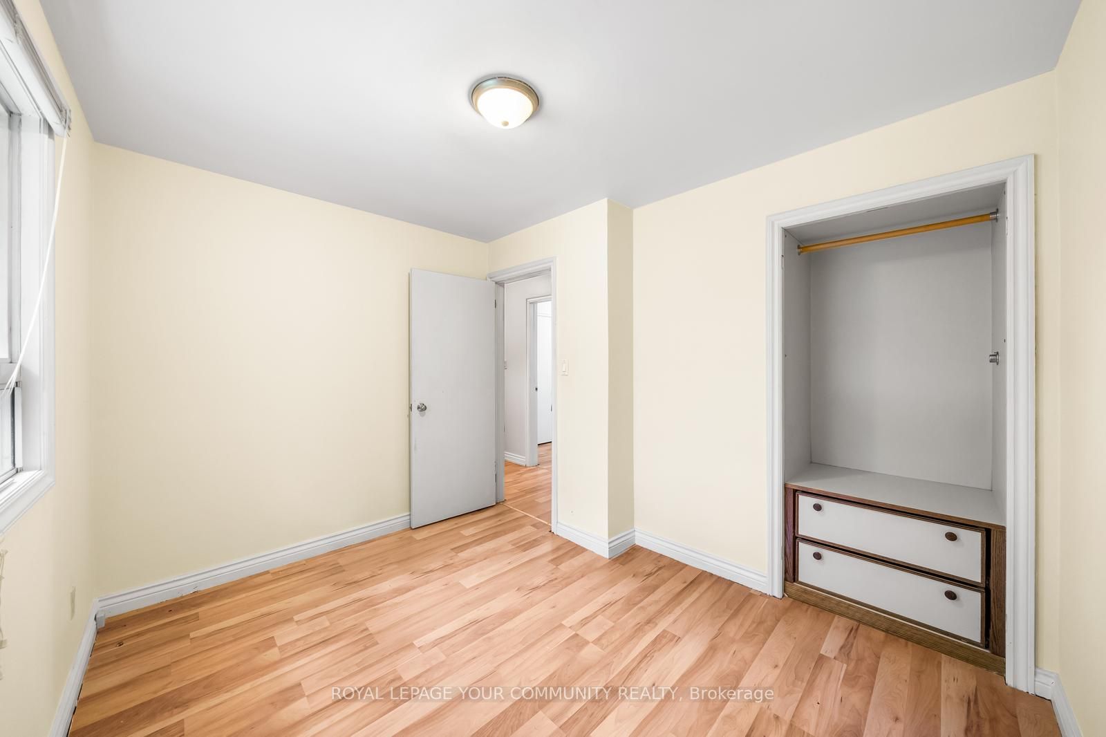 2400 King Rd
