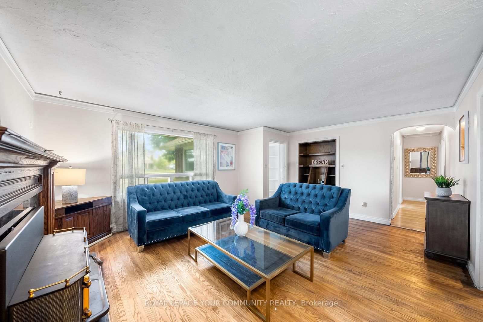 2400 King Rd