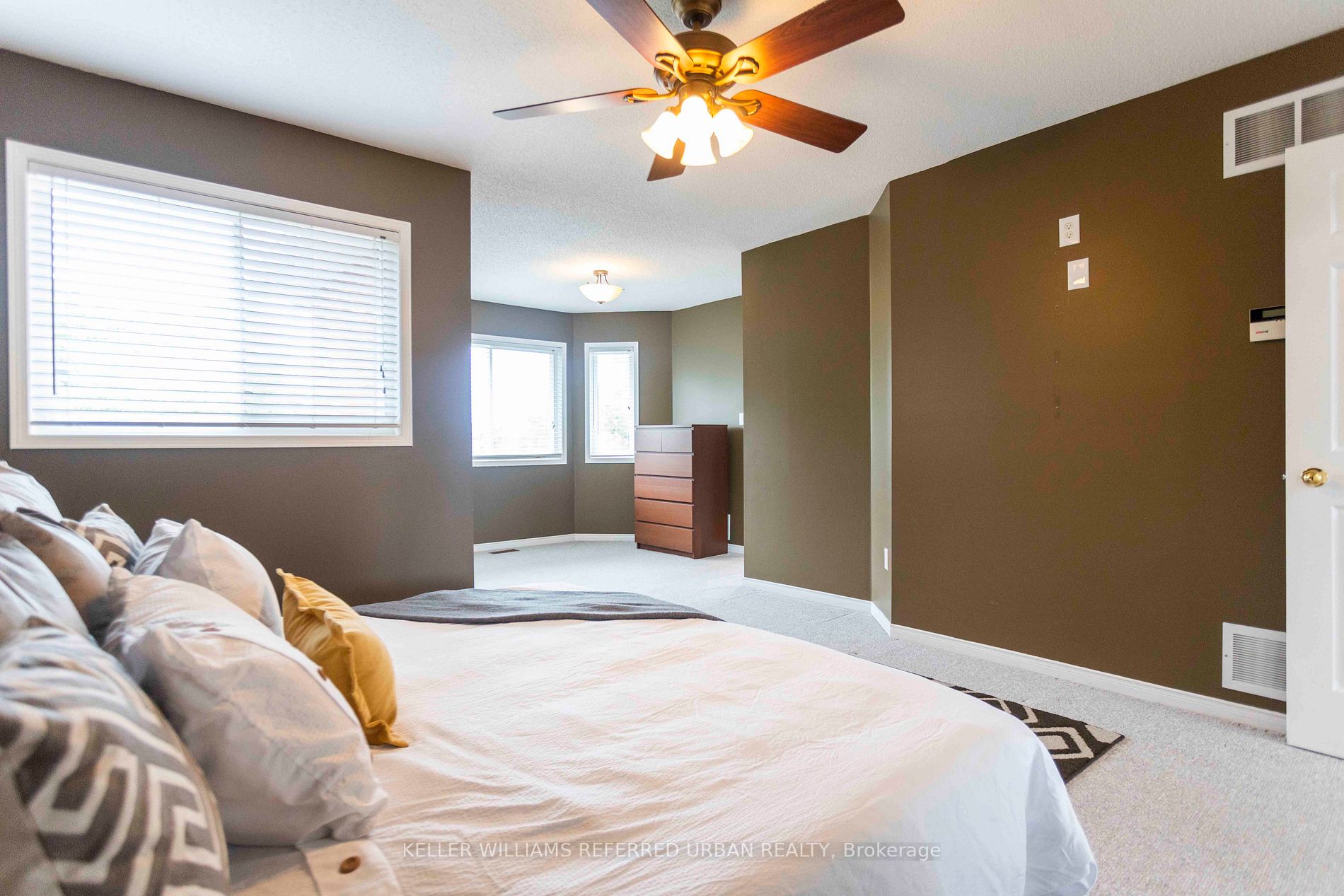 Listing N6774352 - Large Photo # 14