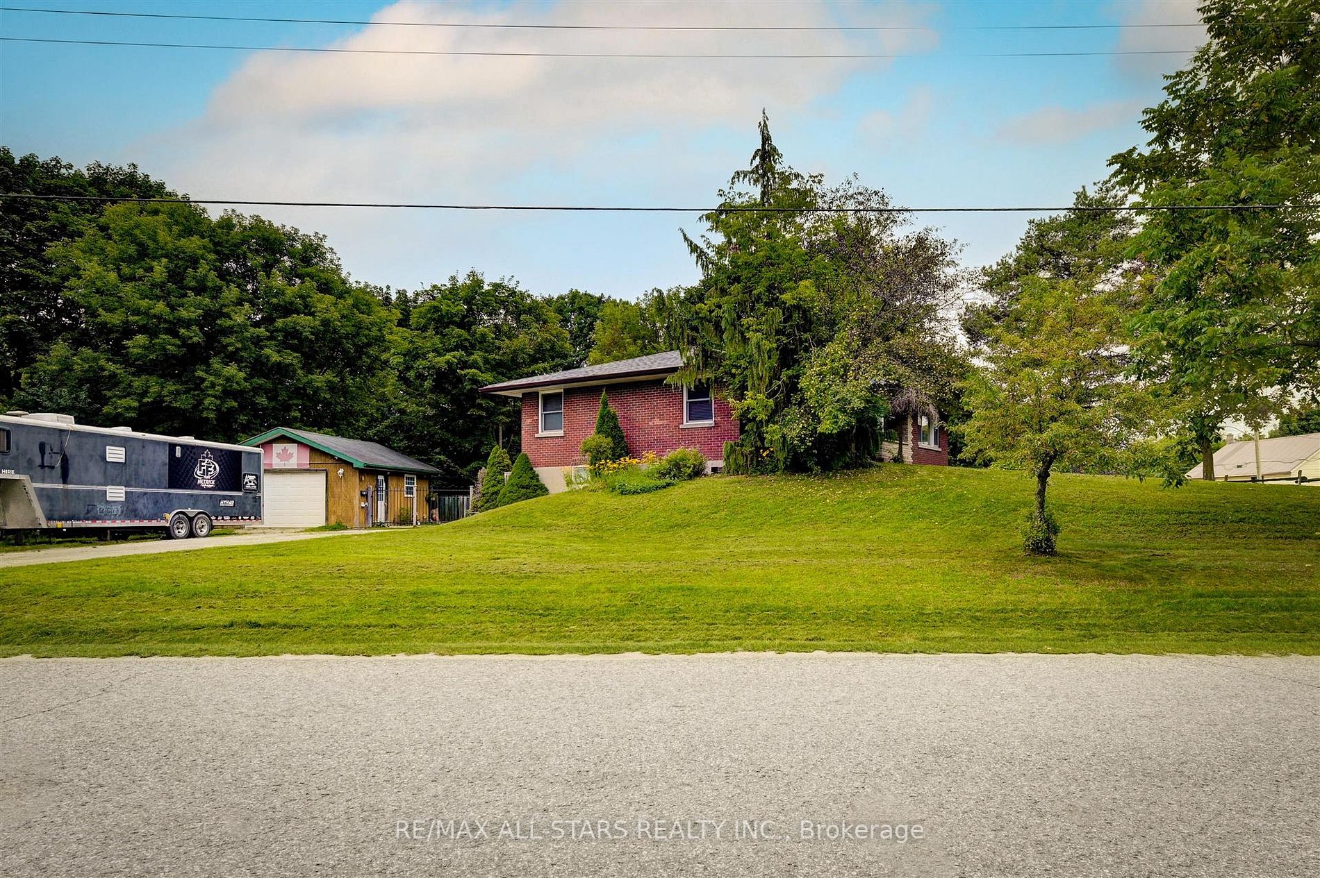 18 Tindall Lane