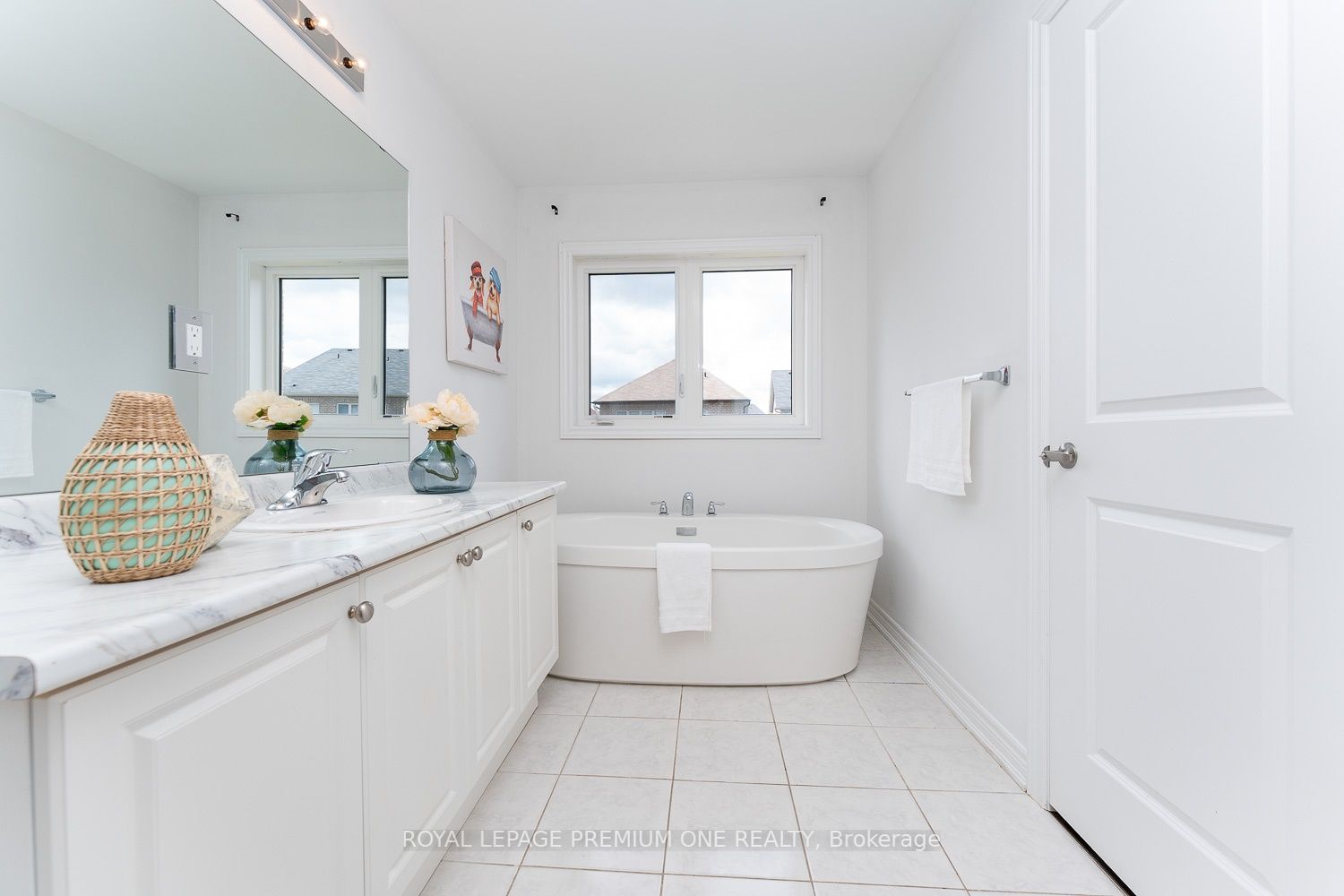 1514 Mcroberts Cres