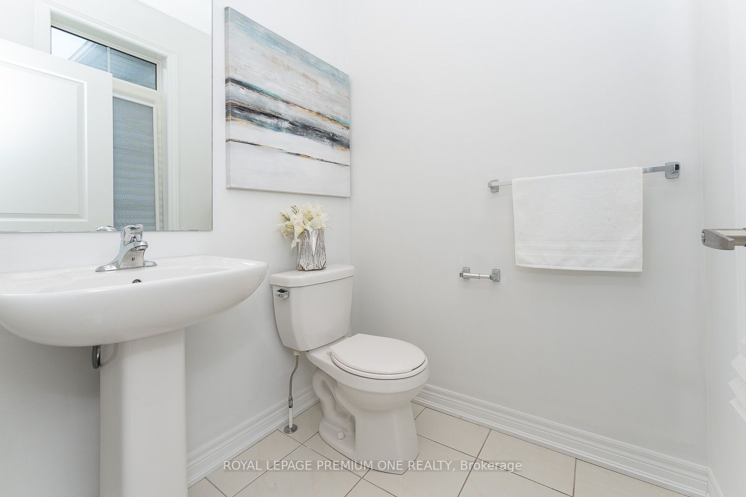 1514 Mcroberts Cres