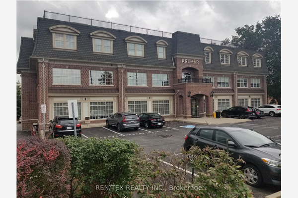1137 Centre St, Vaughan
