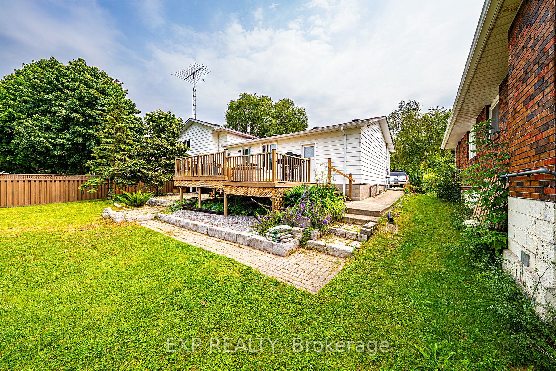 Listing N6775638 - Large Photo # 31