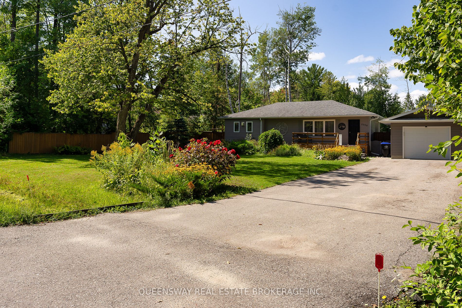 2350 Taylorwoods Blvd