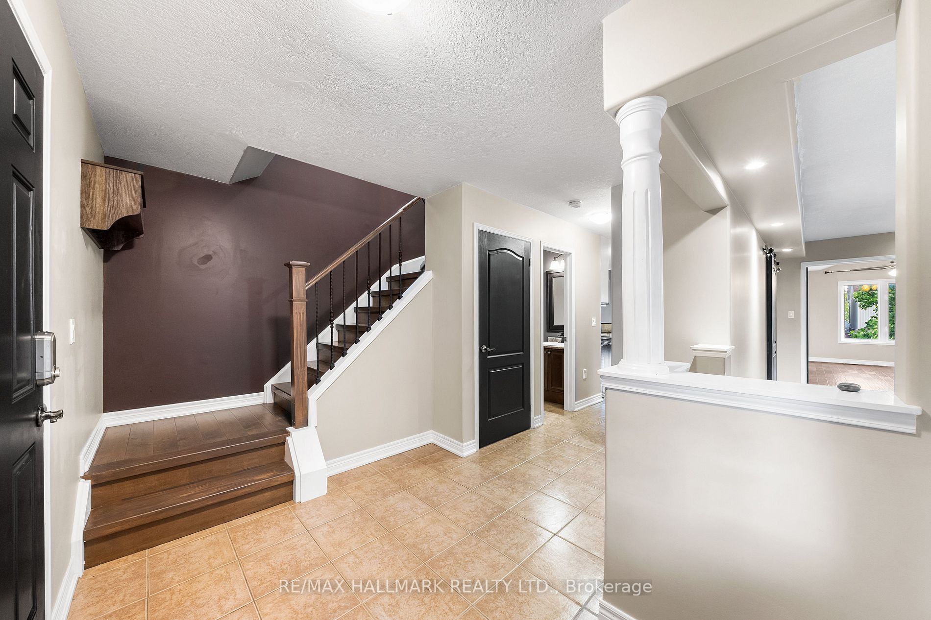 1821 Lamstone St, #Upper