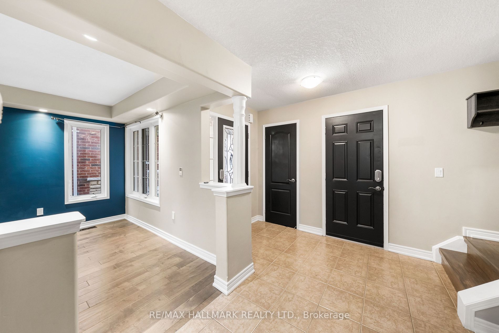 1821 Lamstone St, #Upper