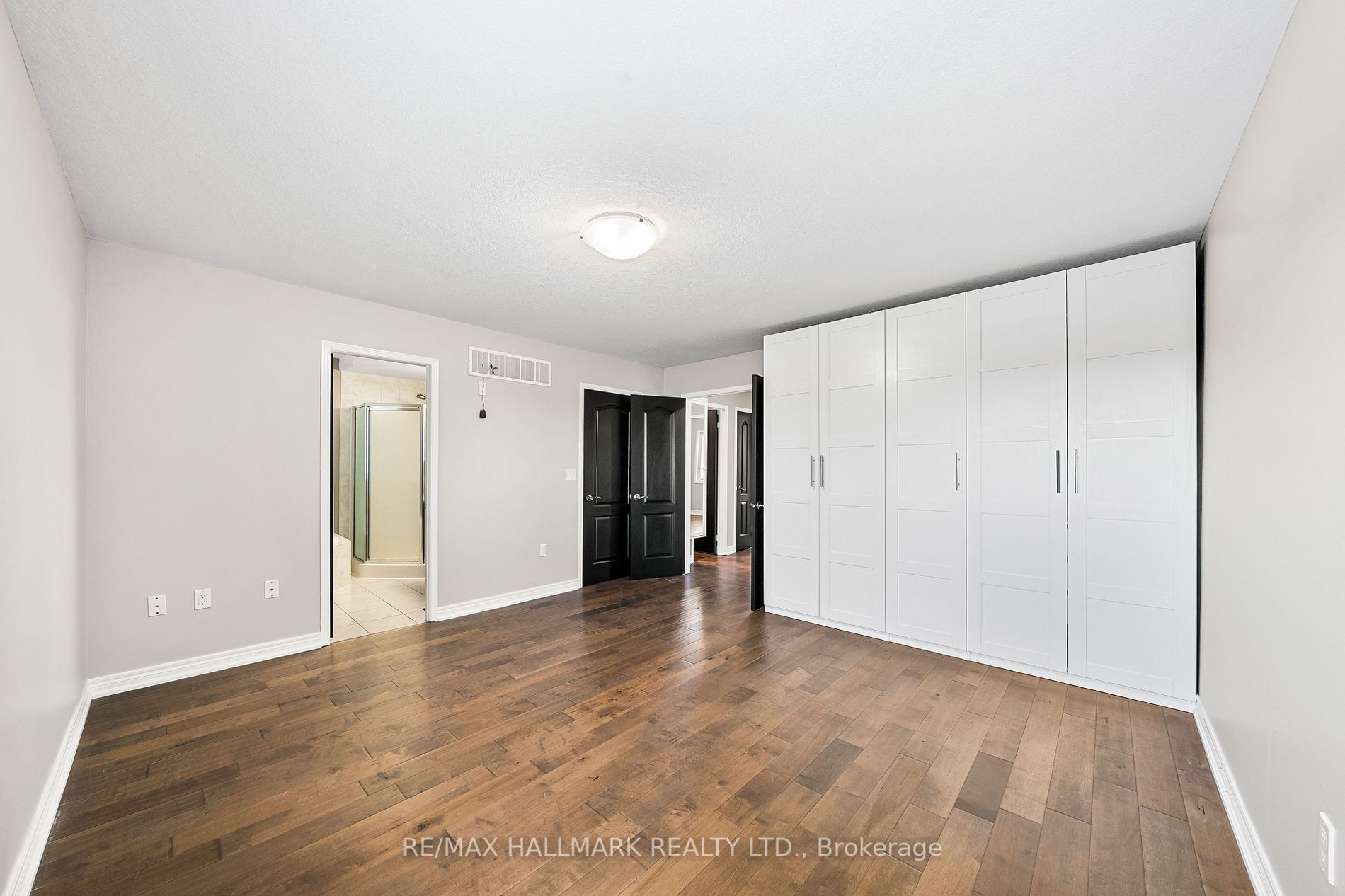 1821 Lamstone St, #Upper