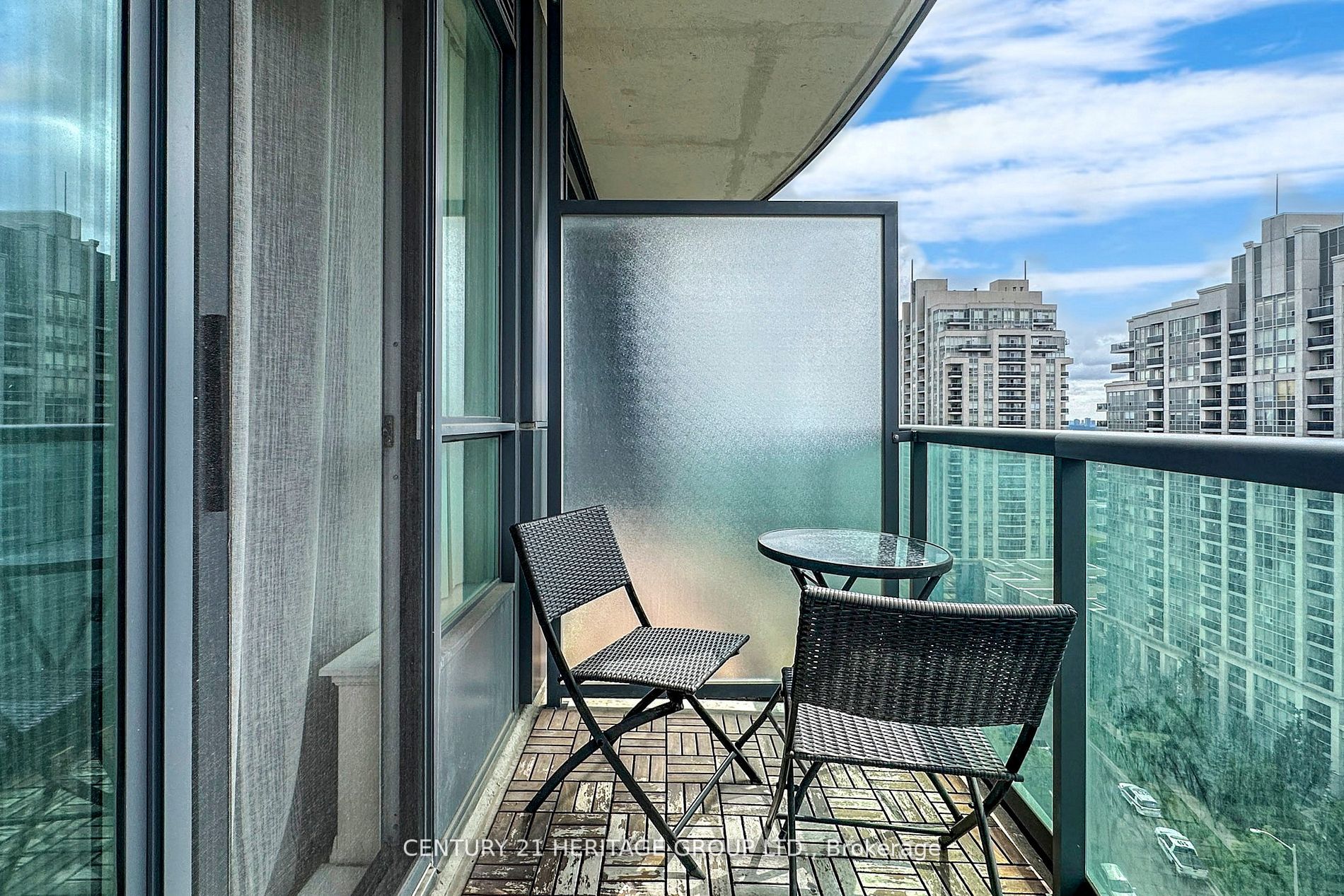20 North Park Road, #1507