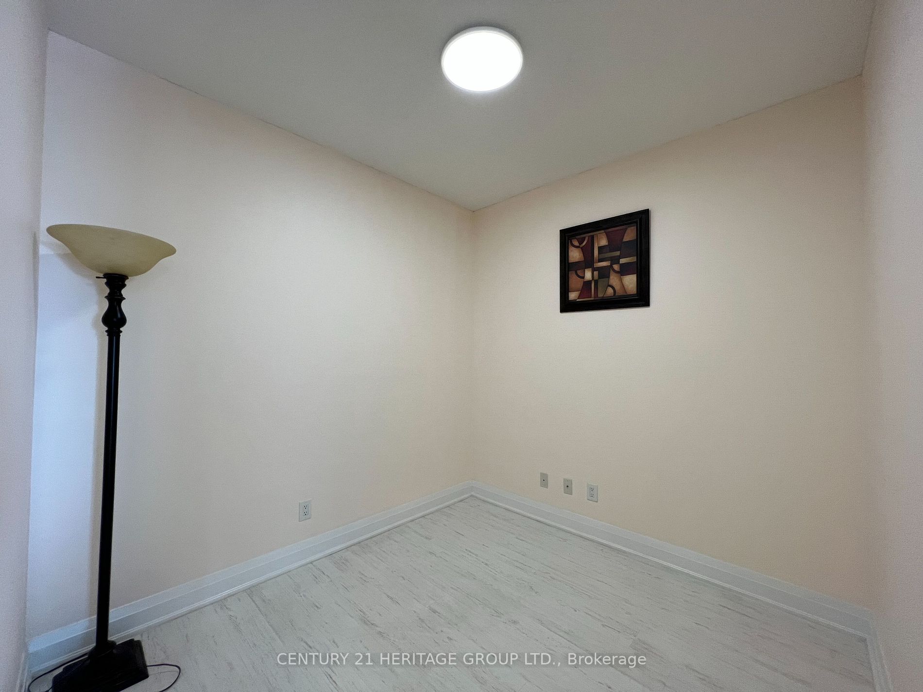 20 North Park Road, #1507