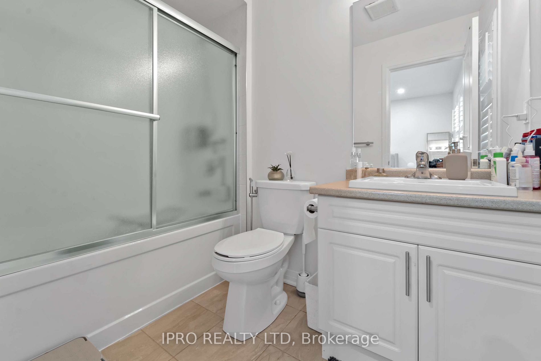 62 Pridham Pl