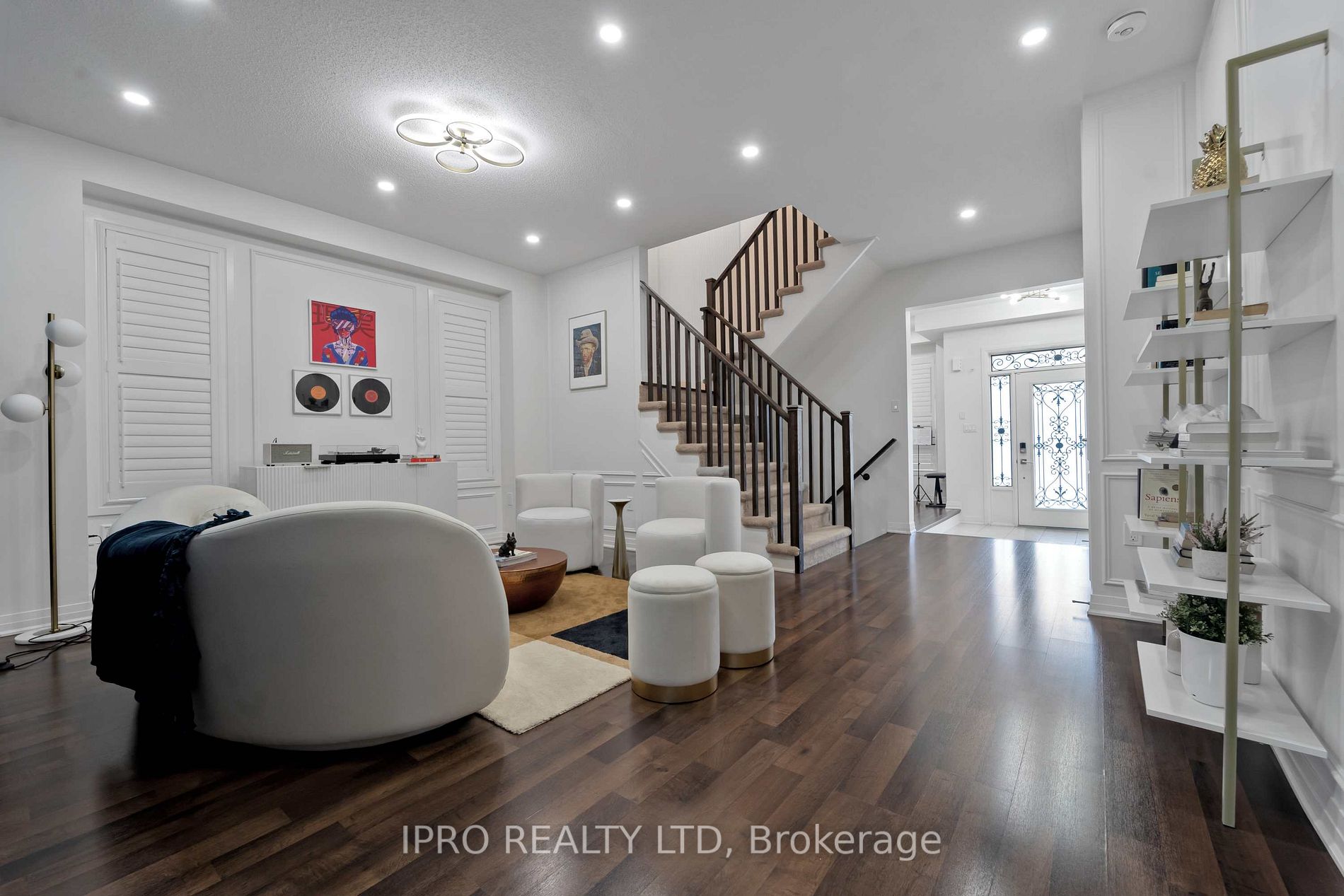 62 Pridham Pl