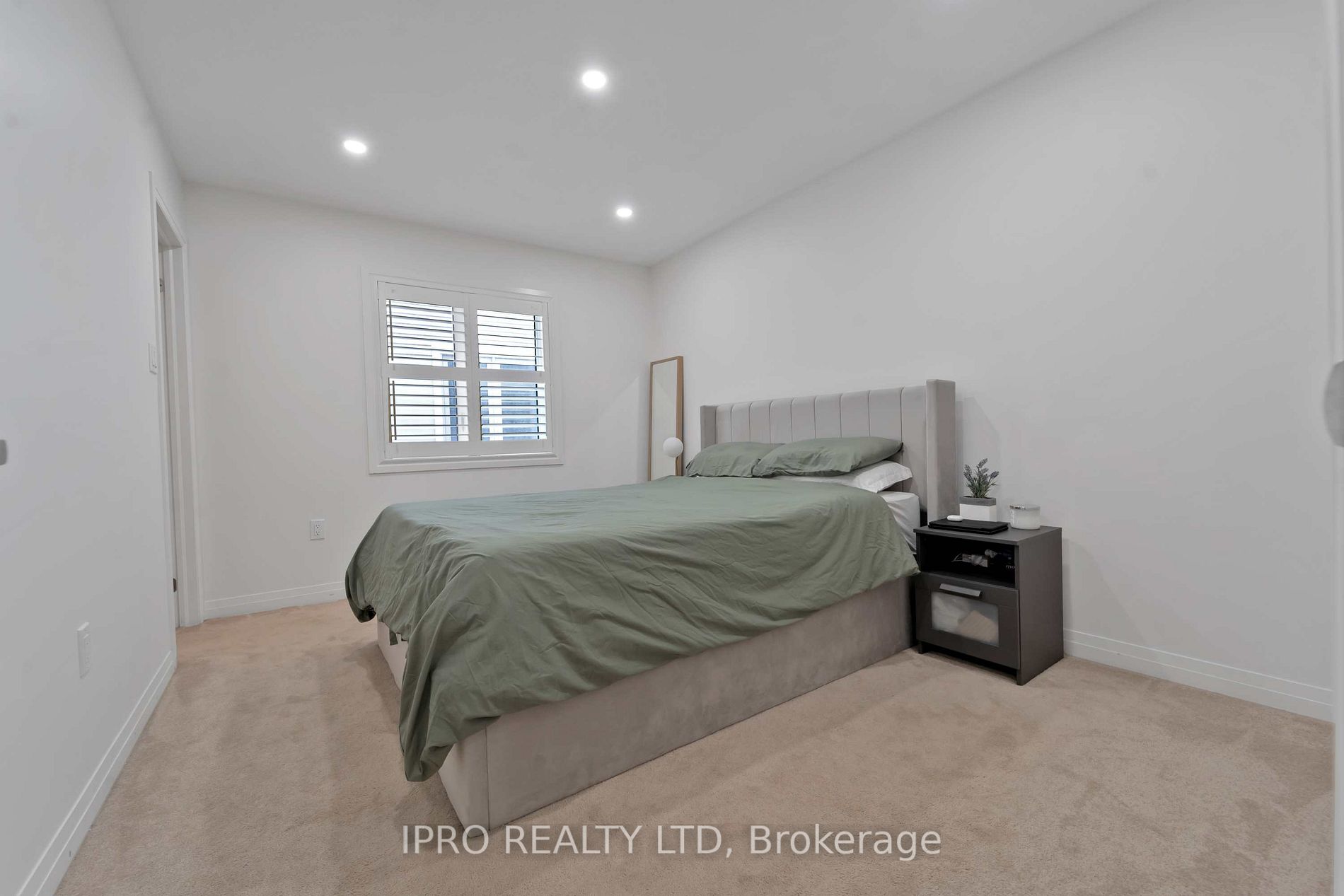 62 Pridham Pl