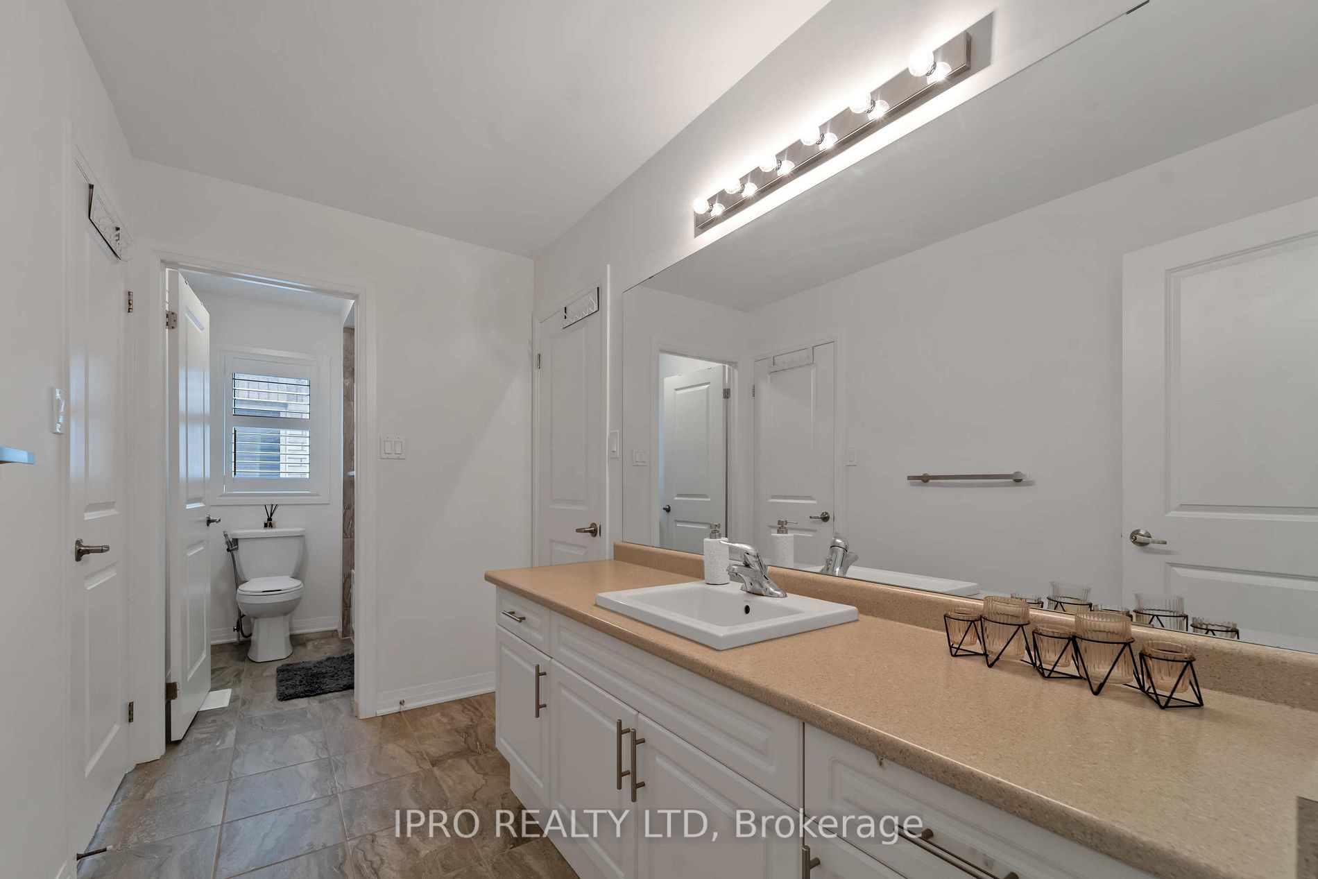 62 Pridham Pl