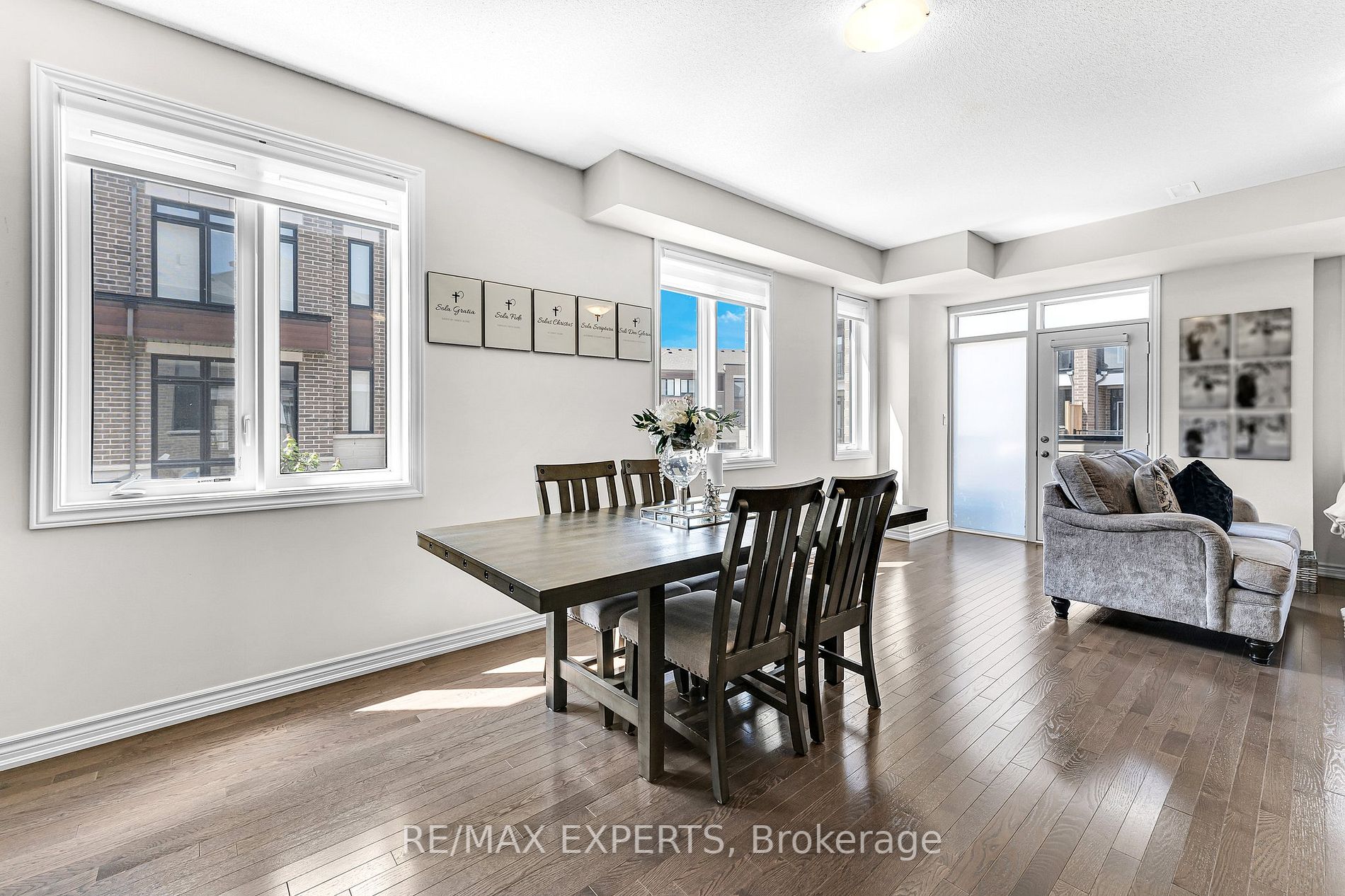 43 Elsinore St