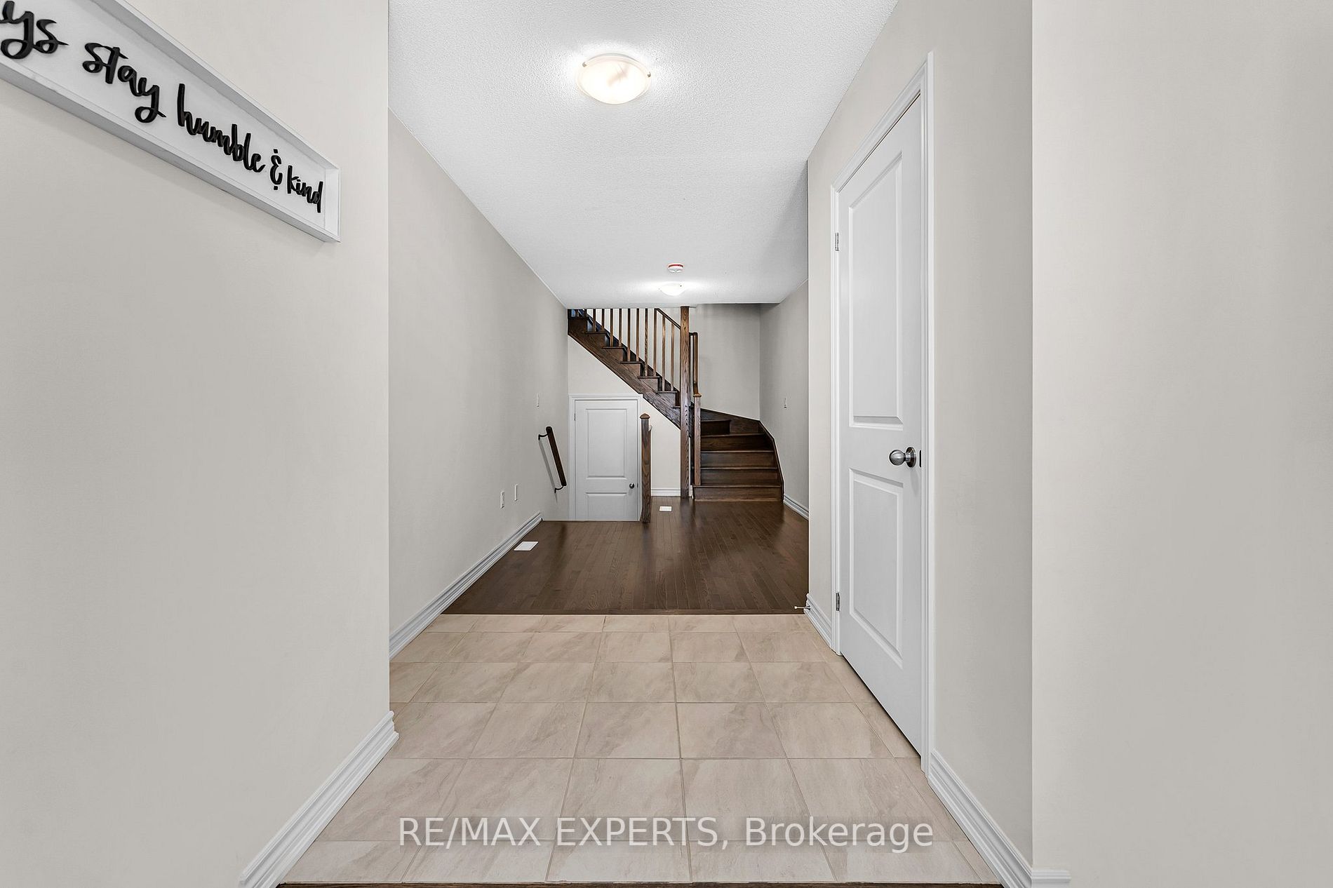 43 Elsinore St