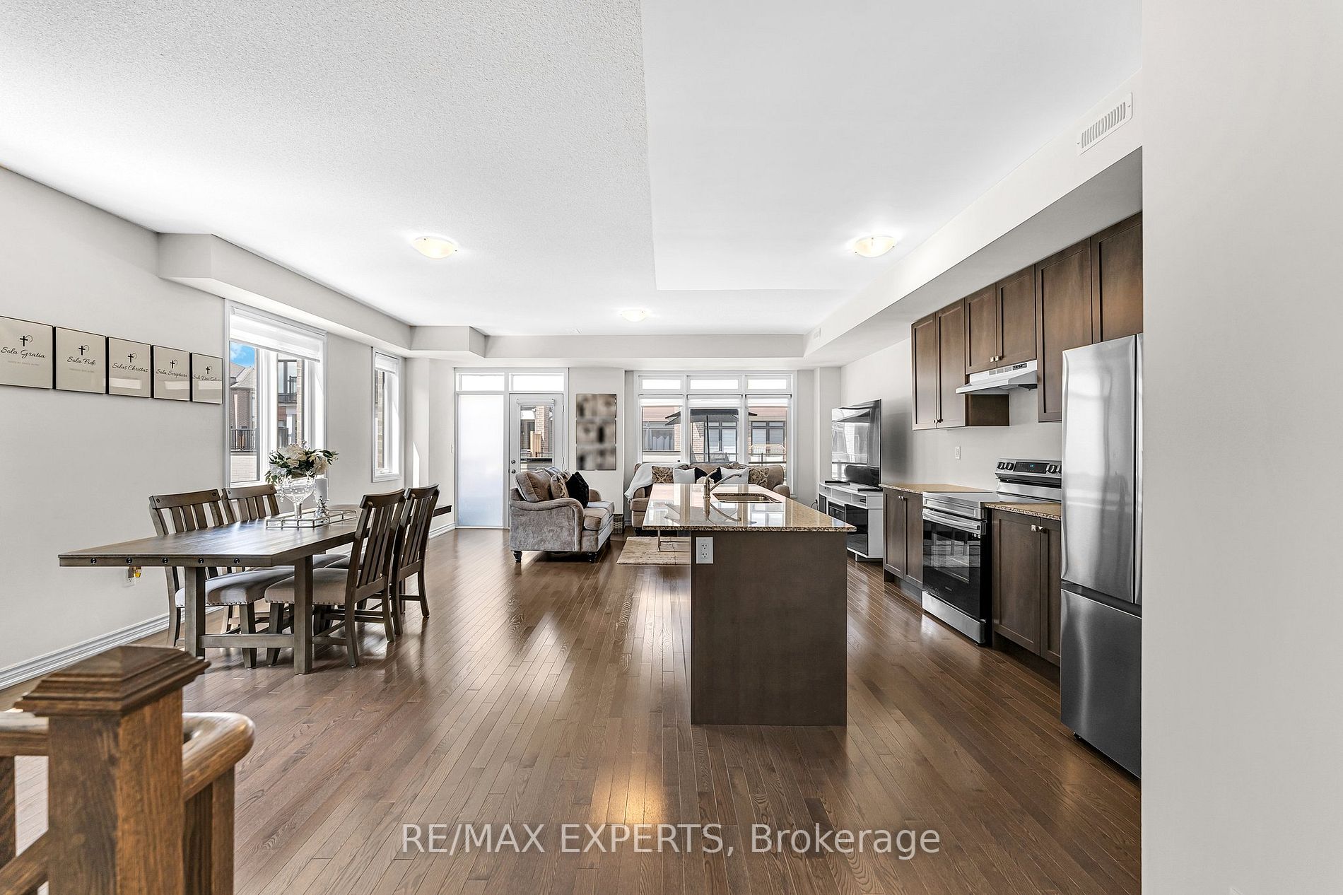 43 Elsinore St