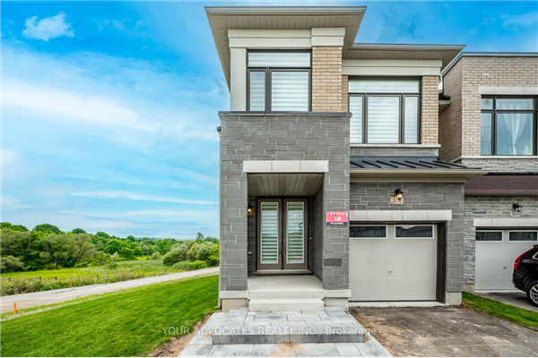 571 New England Crt, Newmarket