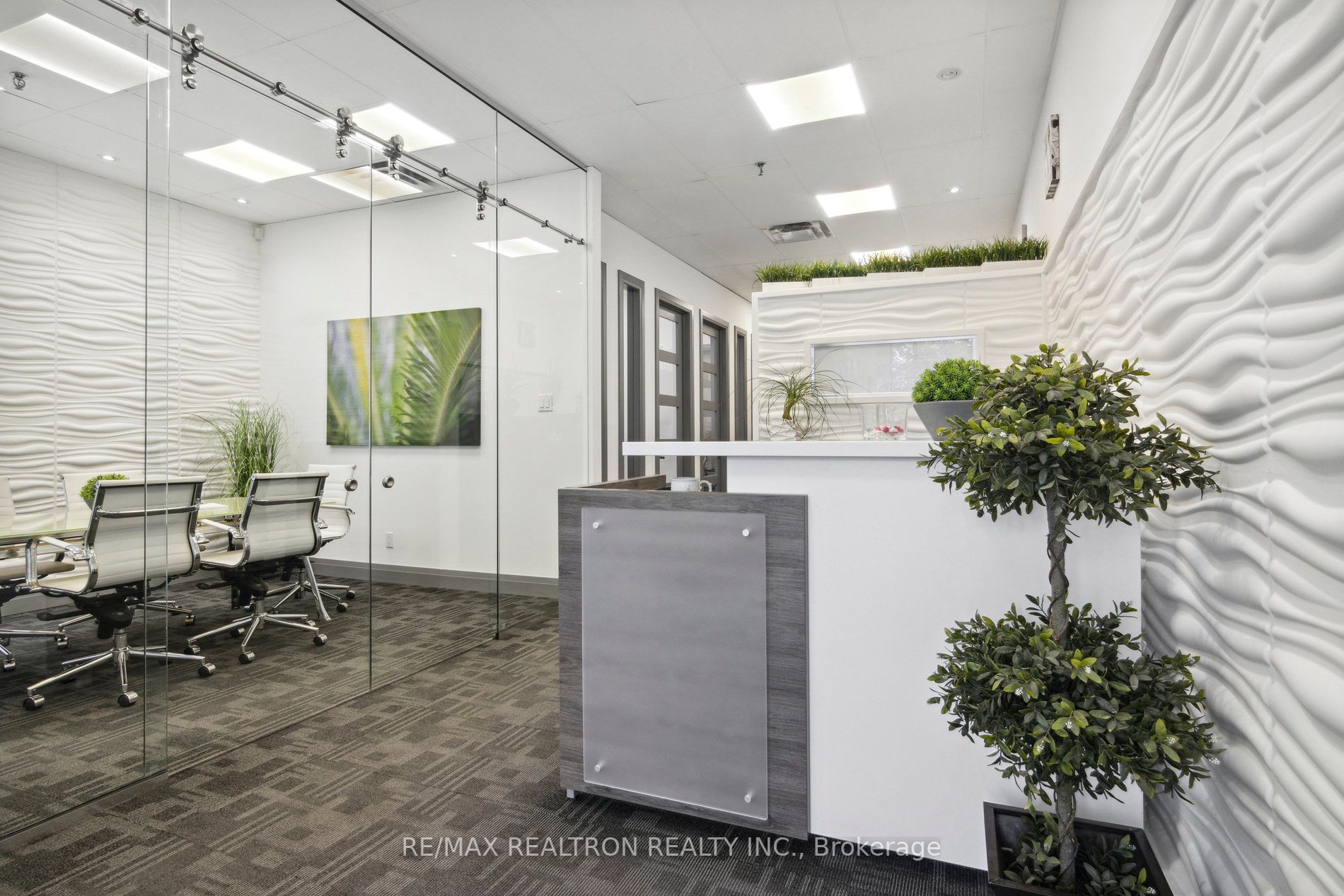 220 Industrial Pkwy S, #40