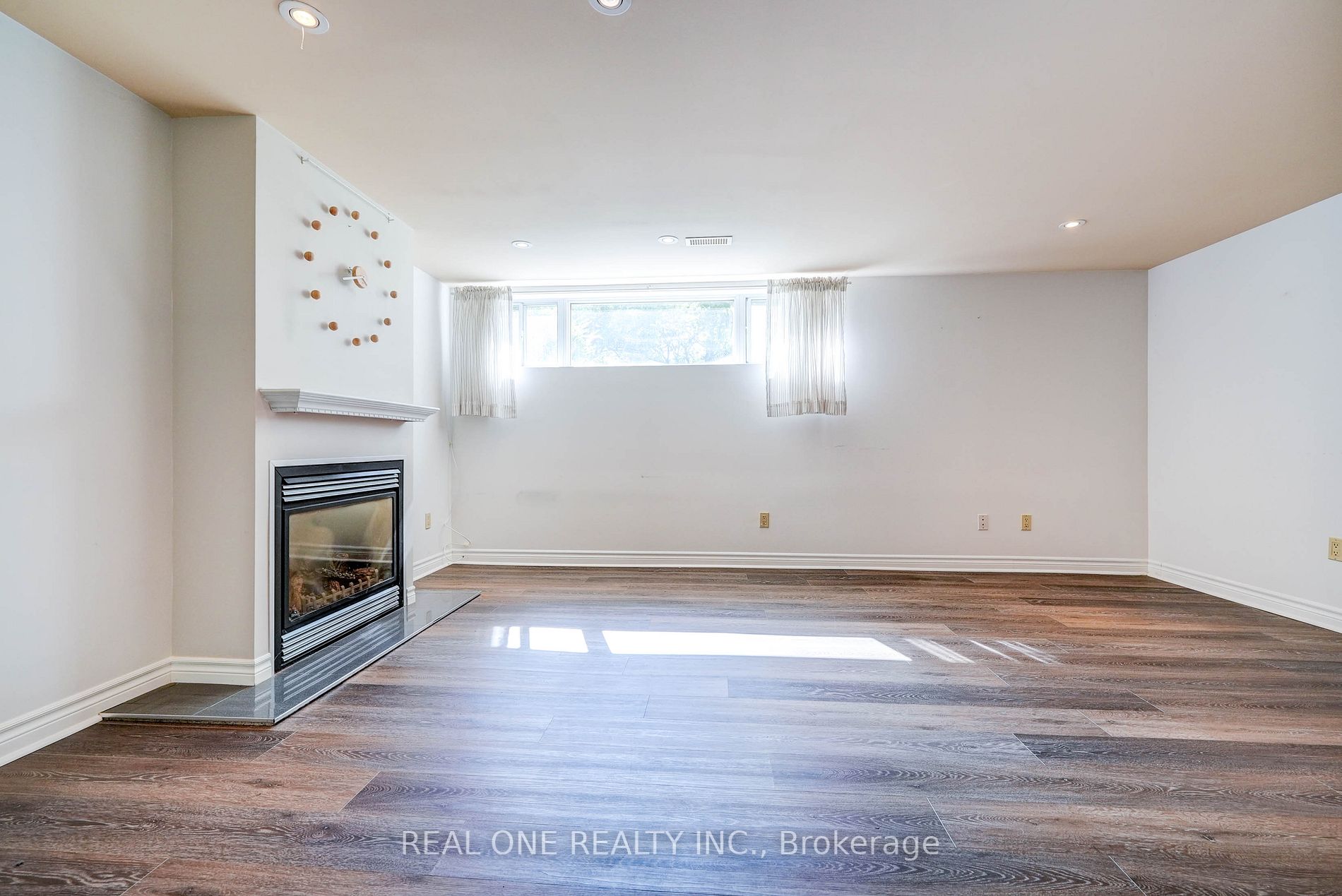 167 Felix Rd