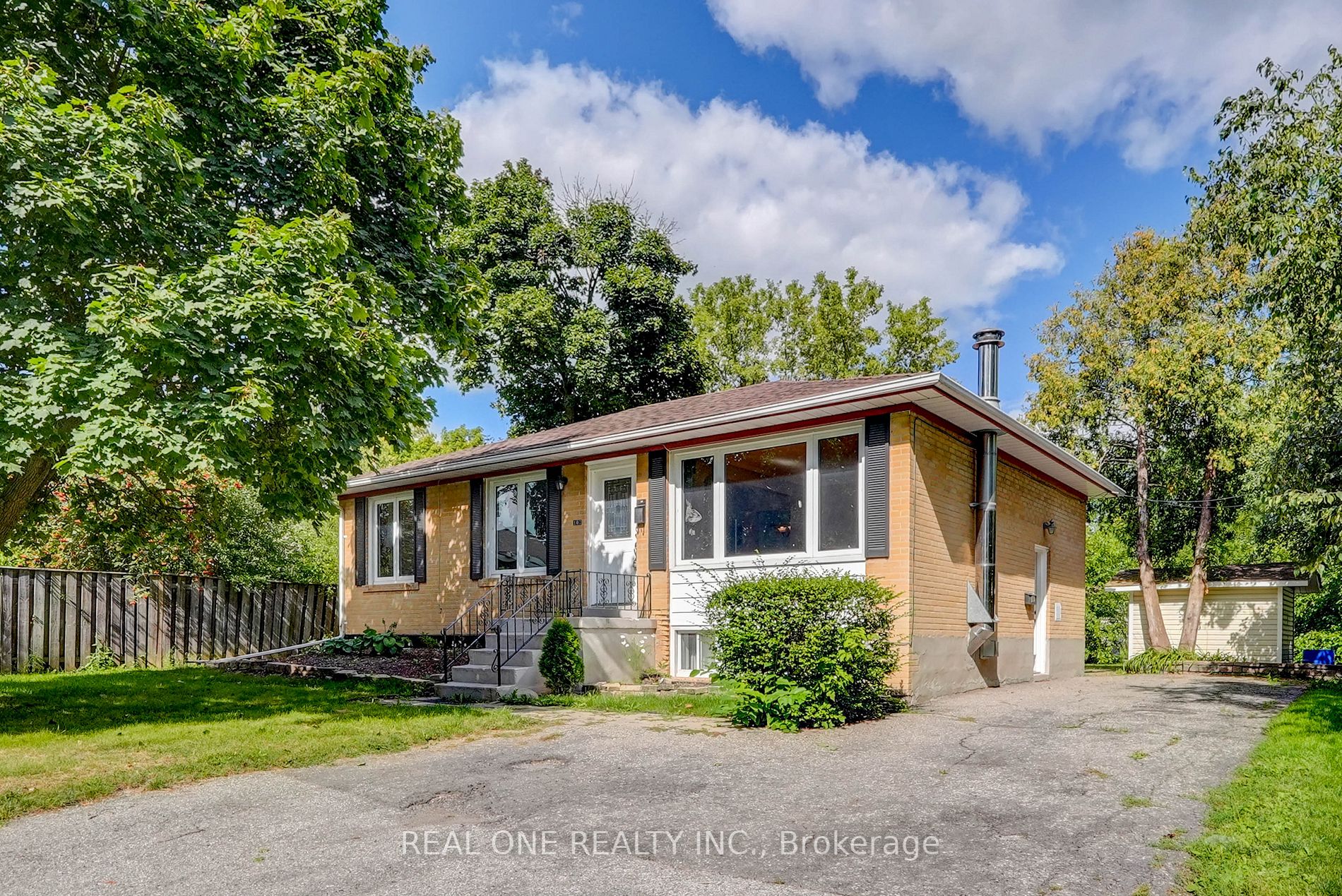 167 Felix Rd