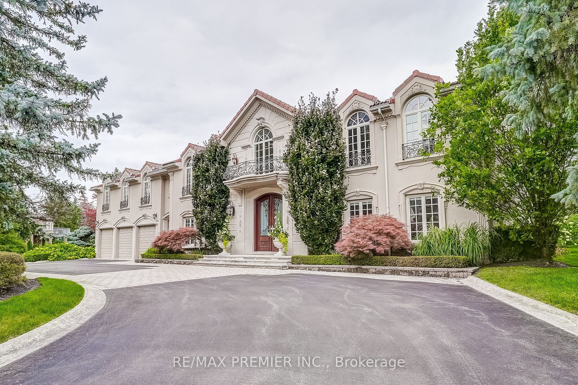 38 Sandy's Dr