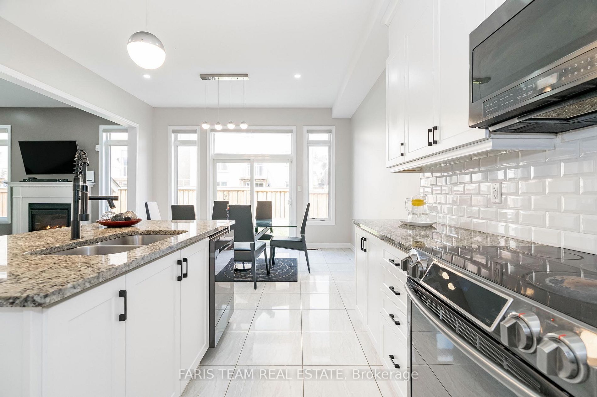 10 Flay Court