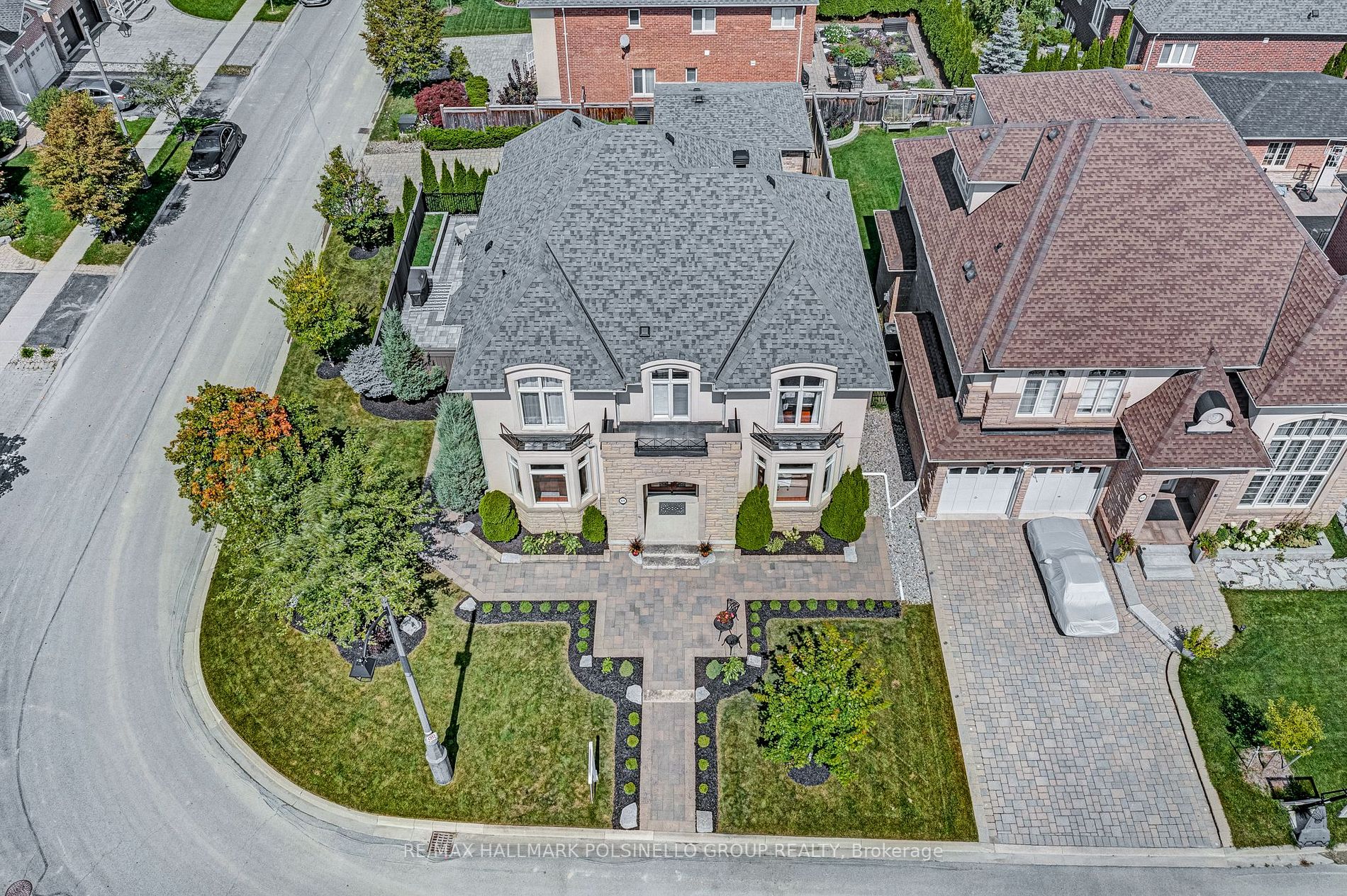 61 Weslock Cres