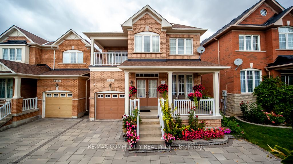 132 Oakborough Dr