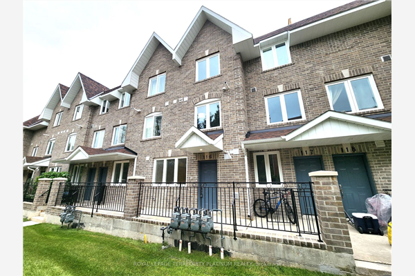 75 Weldrick Rd E, Richmond Hill