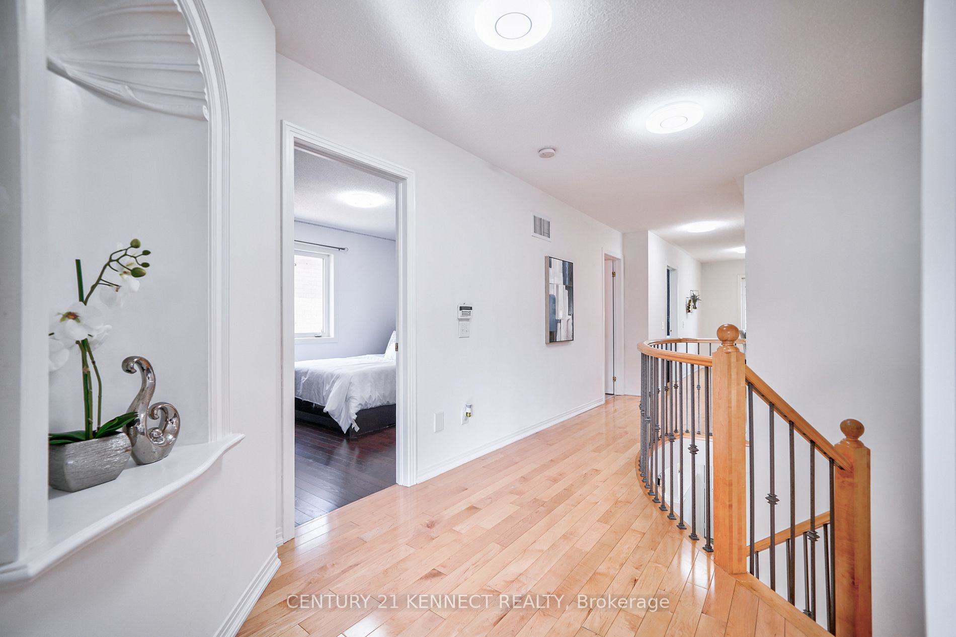 405 Dowson Loop