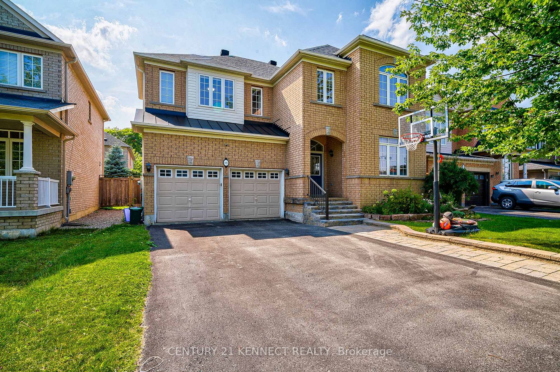 405 Dowson Loop