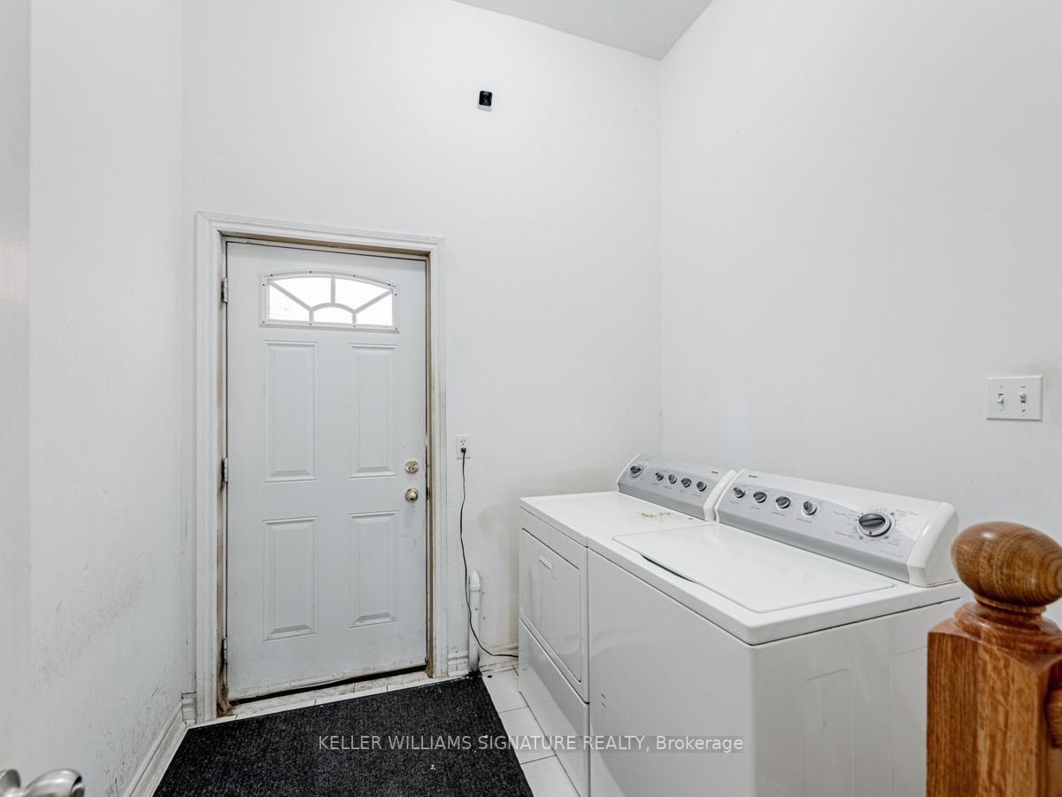 122 America Ave, #Lower