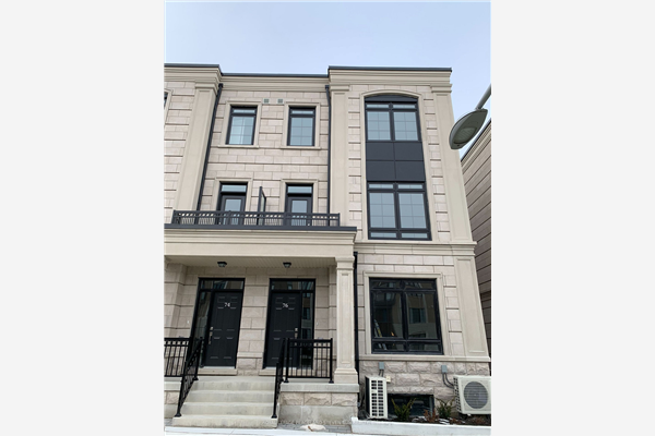 76 Village Pkwy, Markham