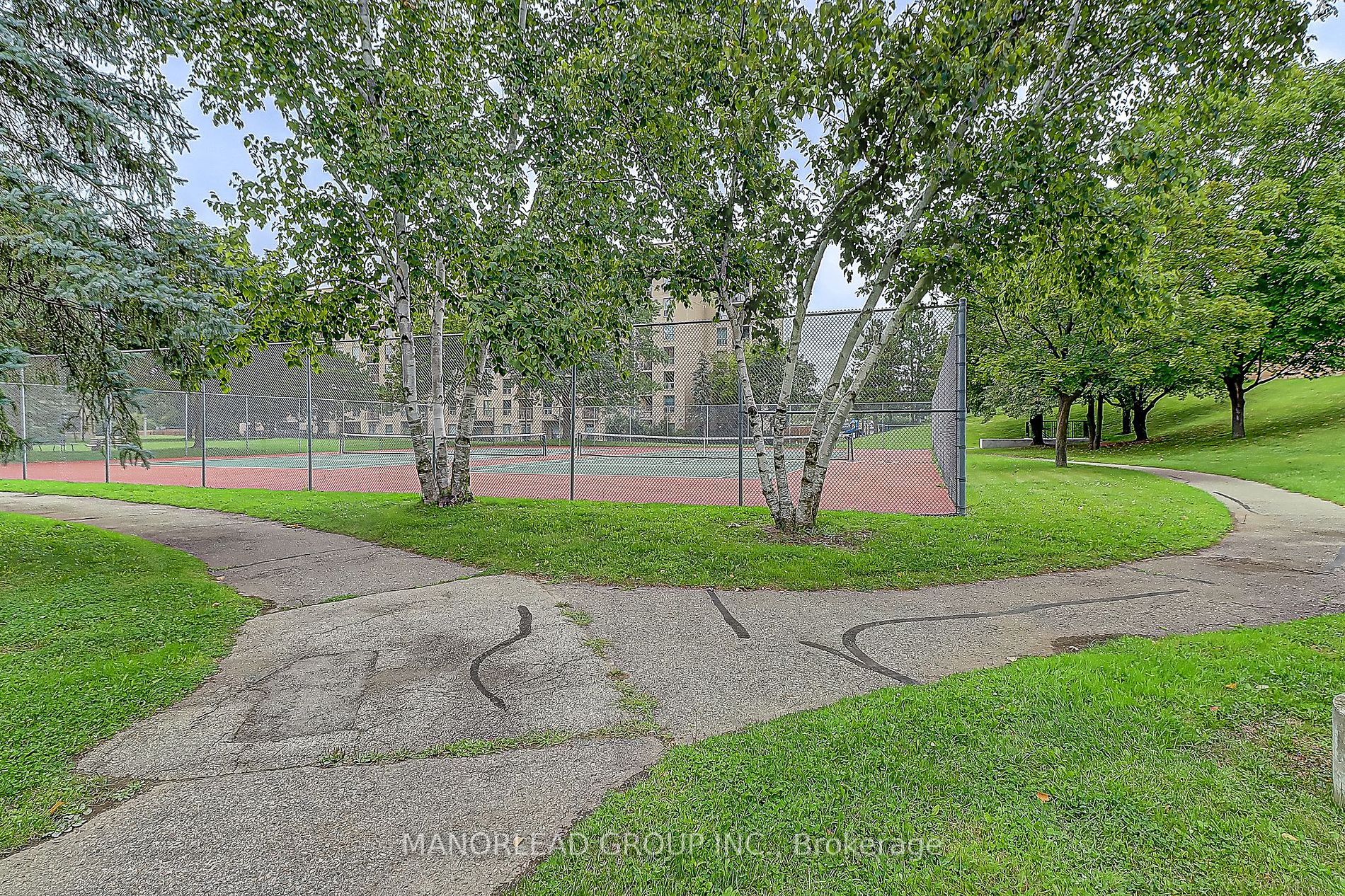 326 Major Mackenzie Dr, #510