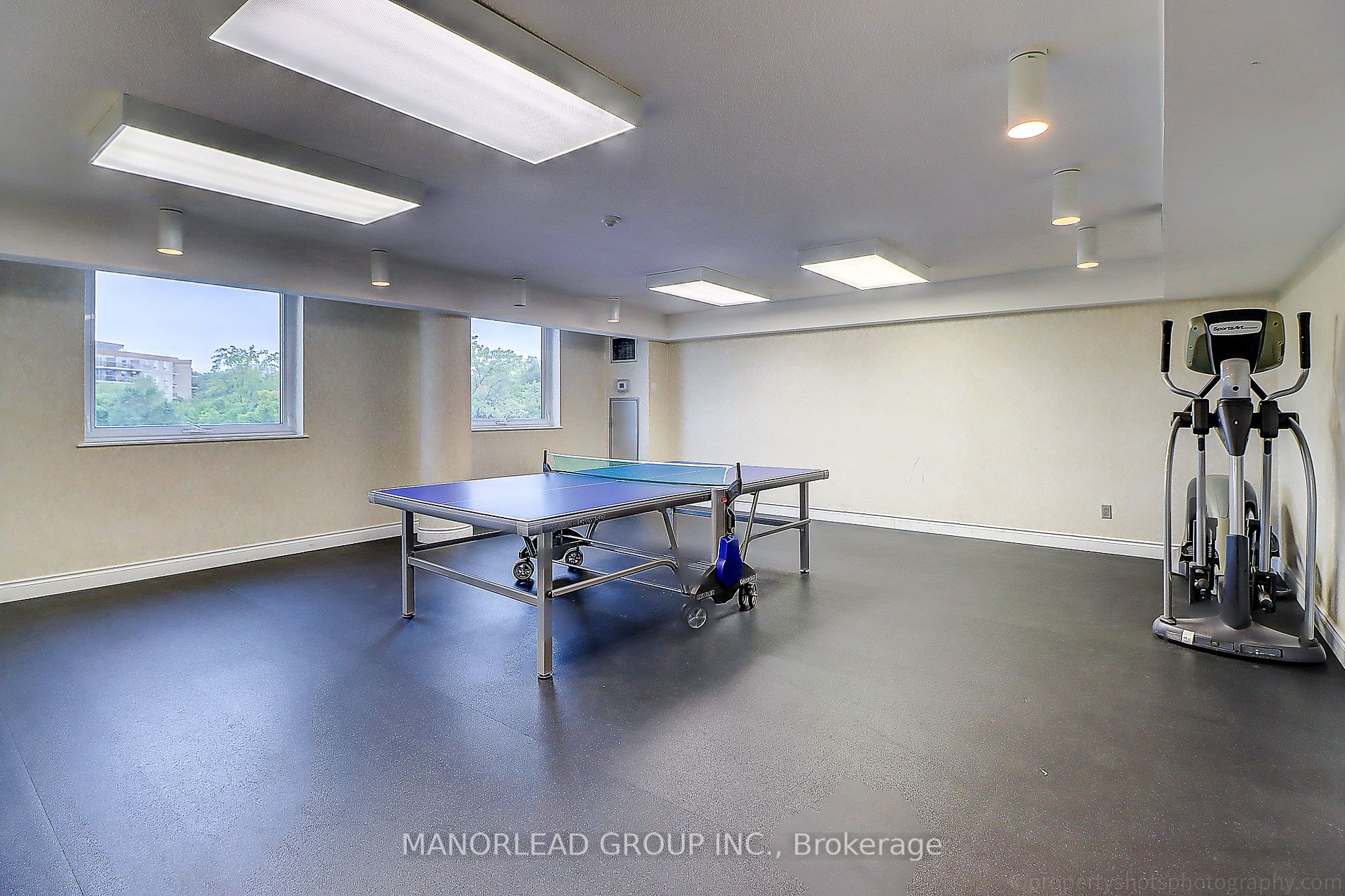 326 Major Mackenzie Dr, #510