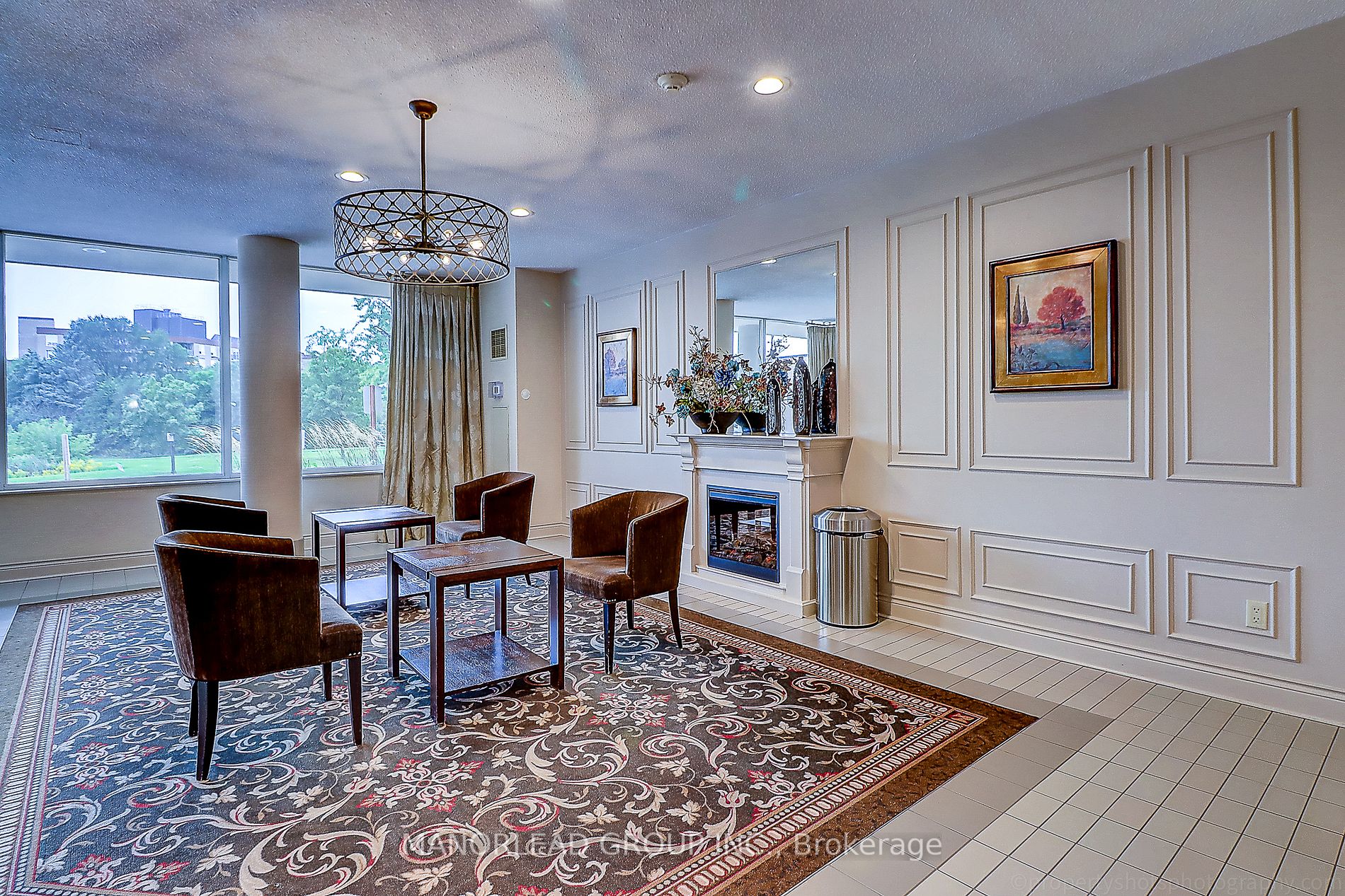326 Major Mackenzie Dr, #510