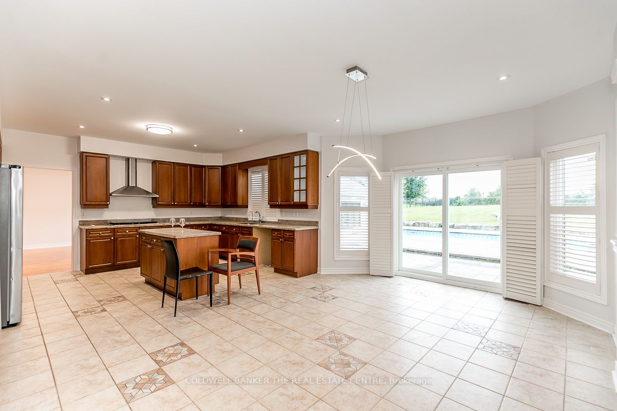 122 Mactaggart Dr