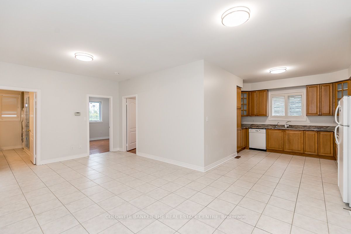 122 Mactaggart Dr