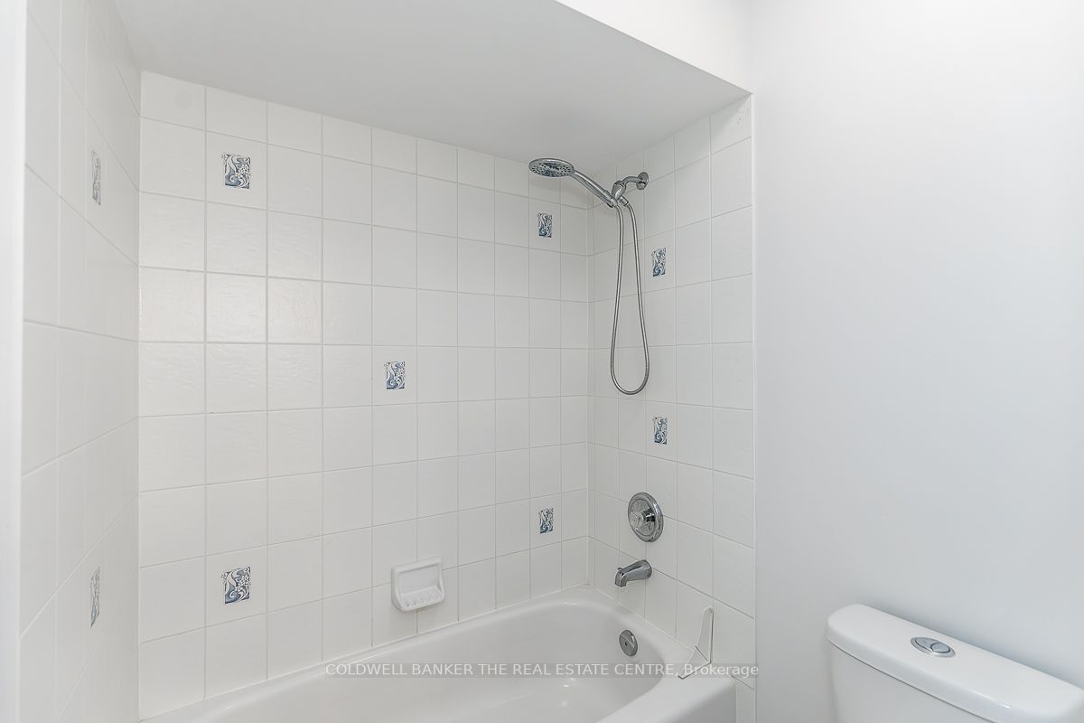 122 Mactaggart Dr