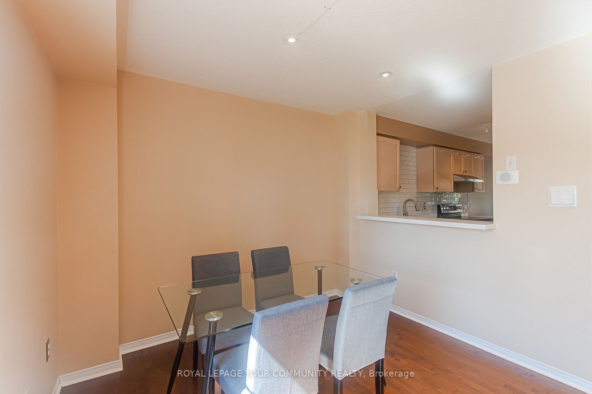 39 Sandlewood Crt, #39
