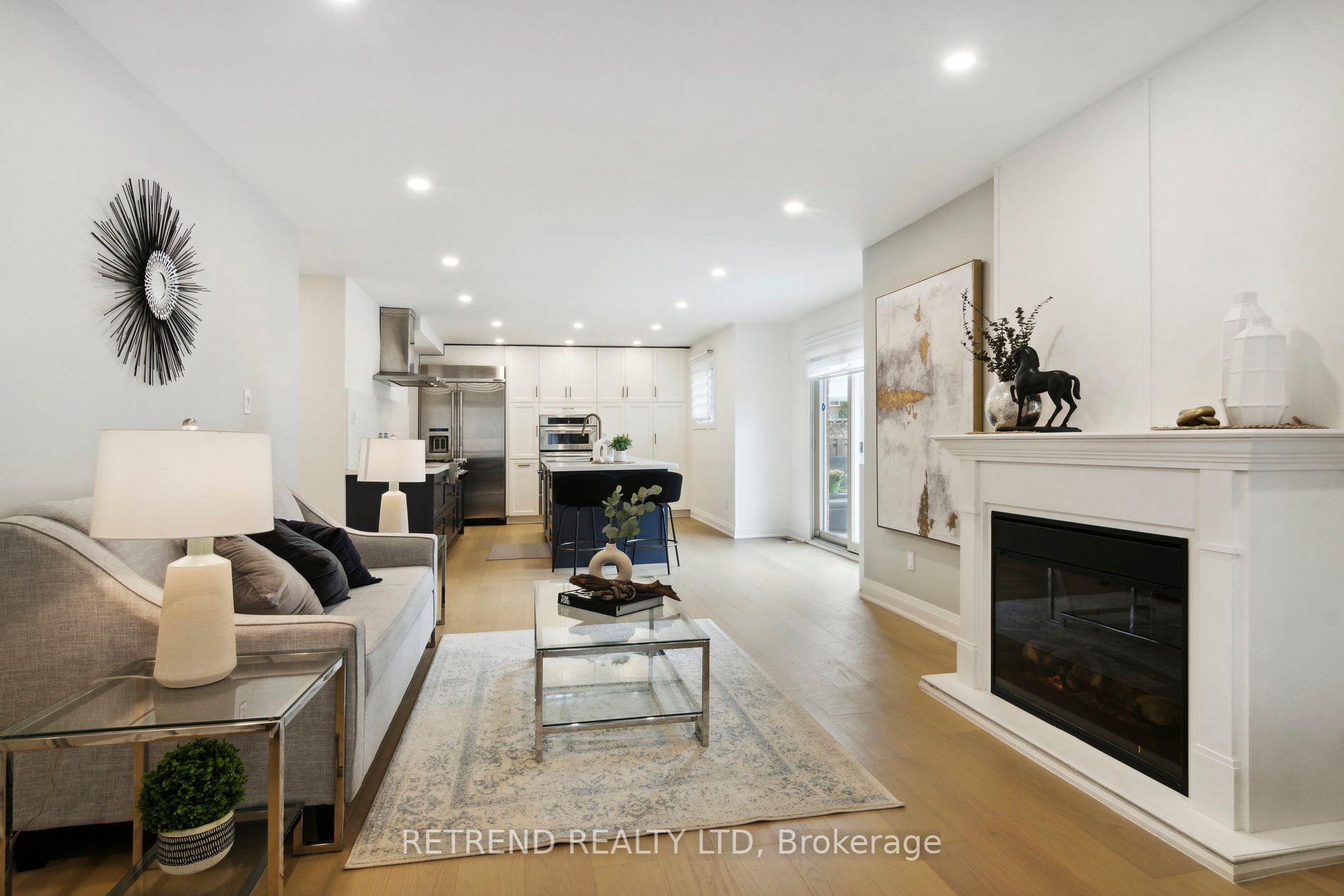 3 Swanage Dr
