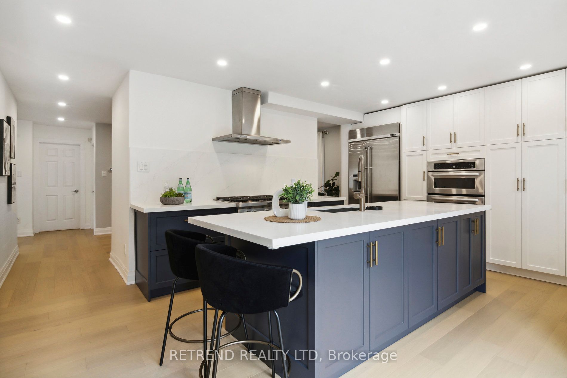 3 Swanage Dr