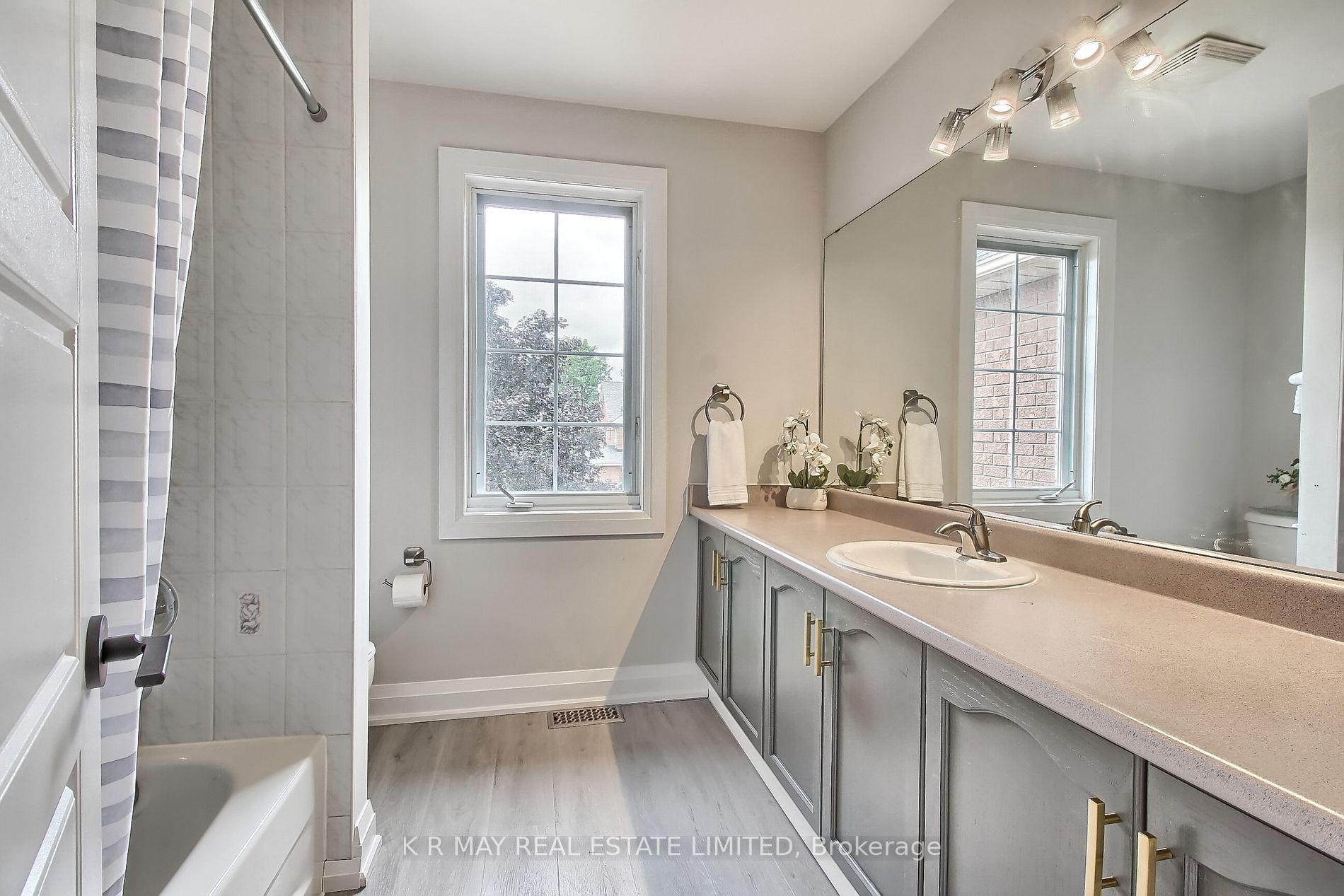 14 Glenn Gould Cres