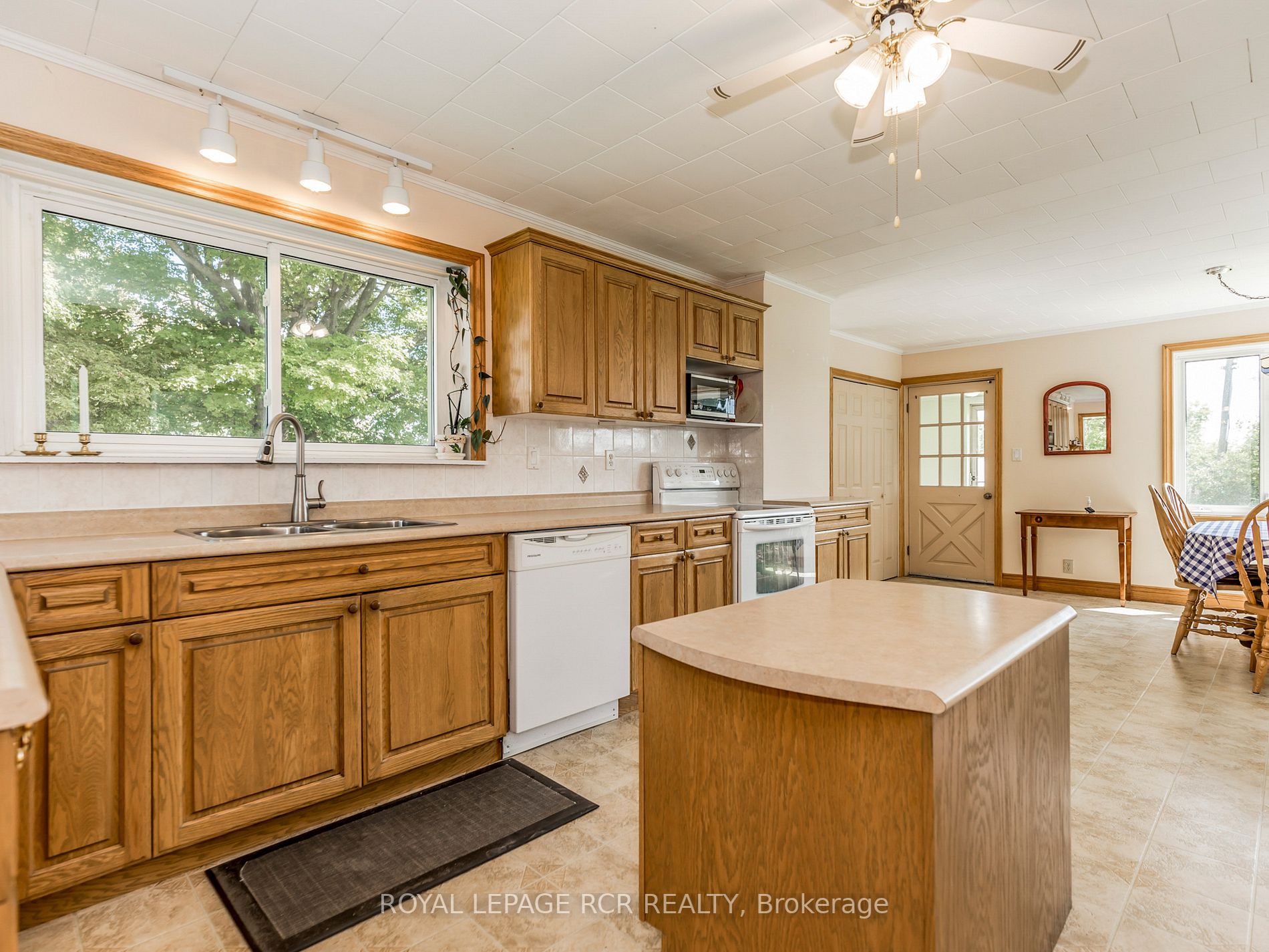 5363 Davis Drive