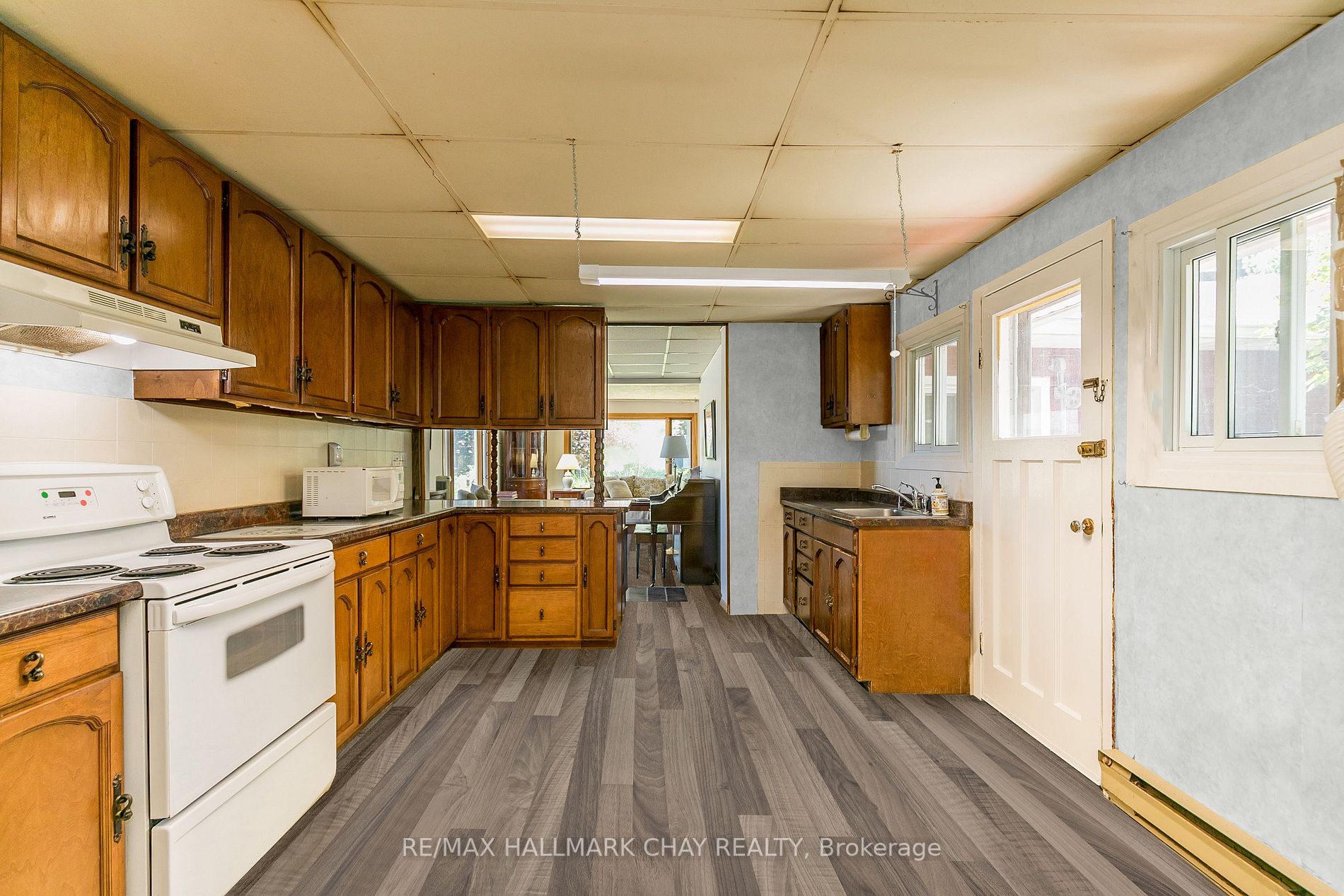266 Maple Grove Dr